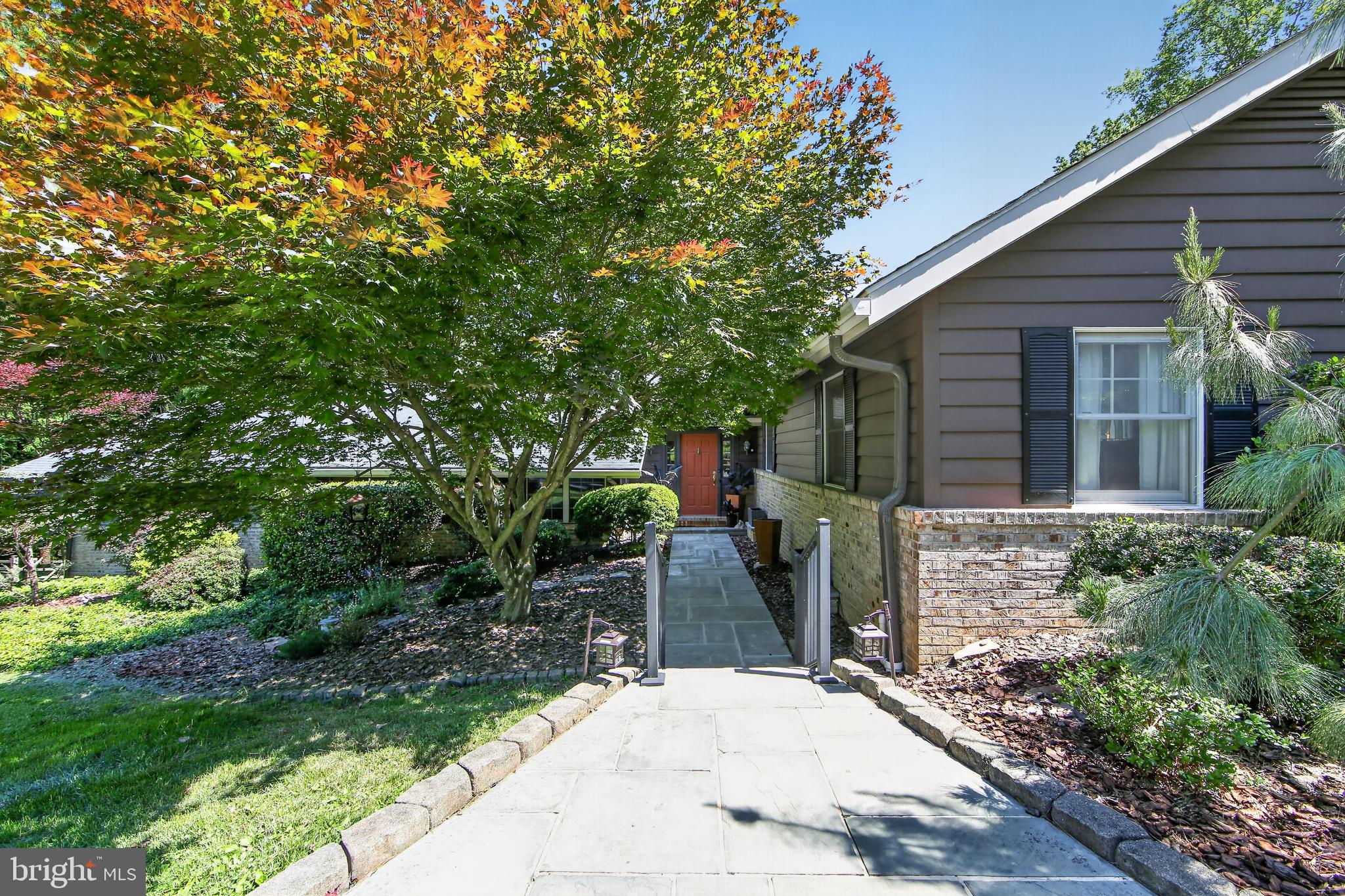 SPRING VALLEY - Residential
