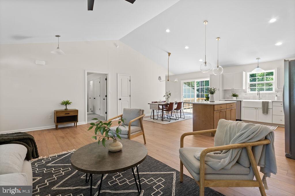 WYNDEMERE - Residential