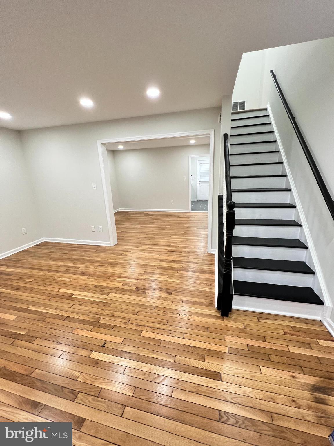ALEXANDRIA - Residential Lease