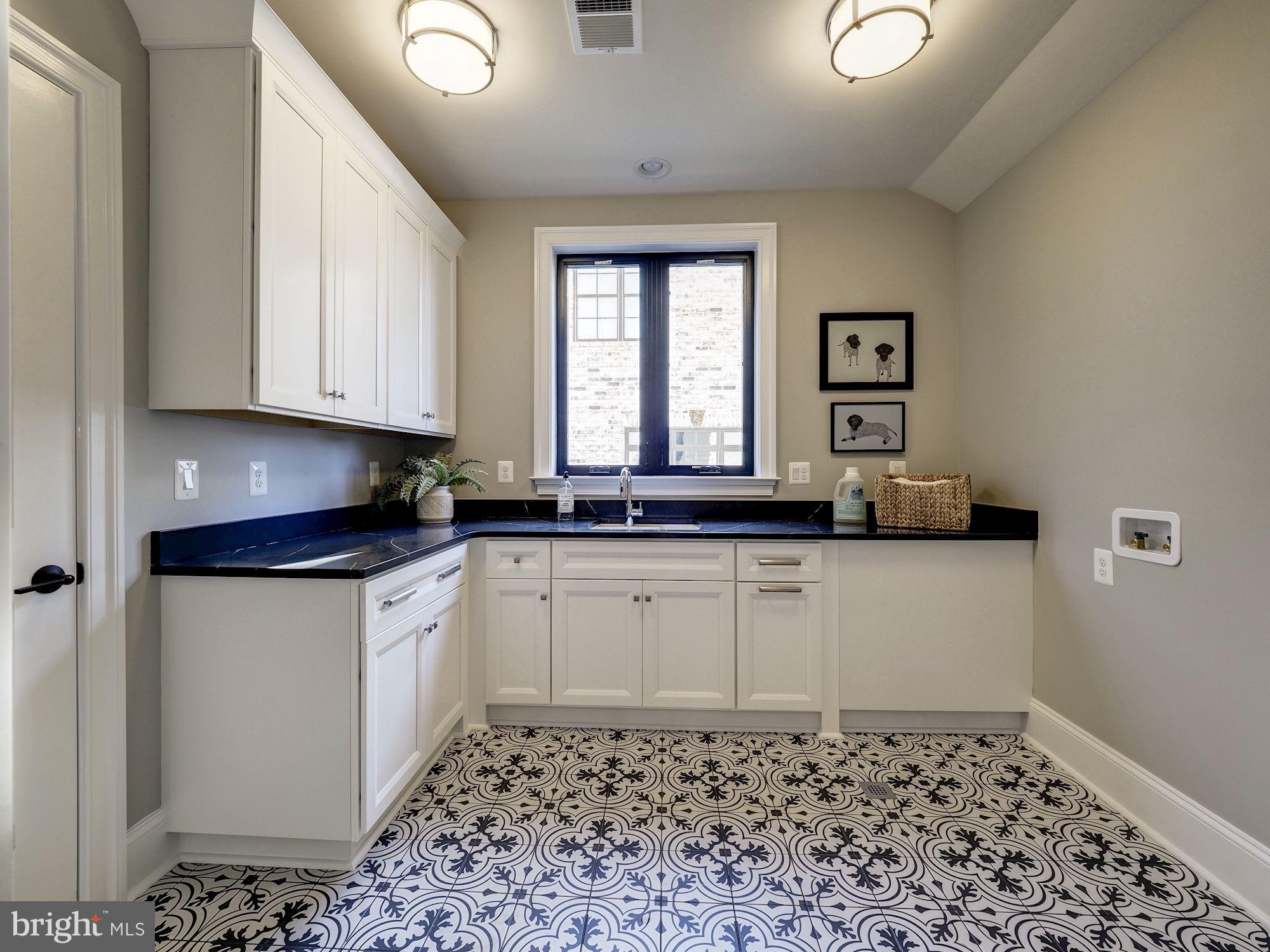 GLEN ECHO HEIGHTS - Residential