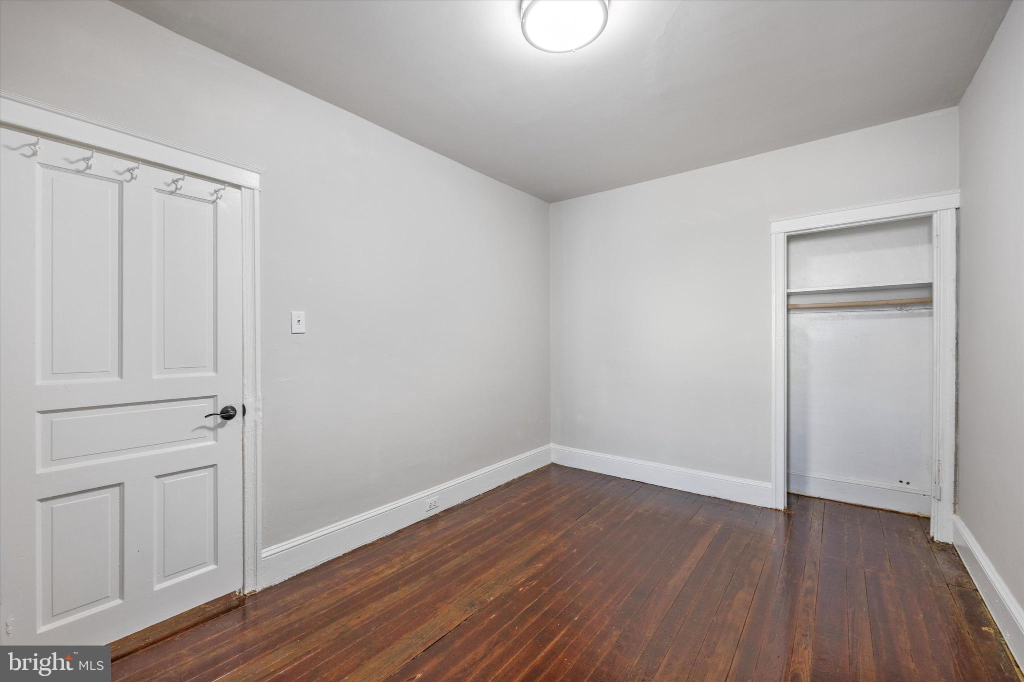 ROXBOROUGH - Residential