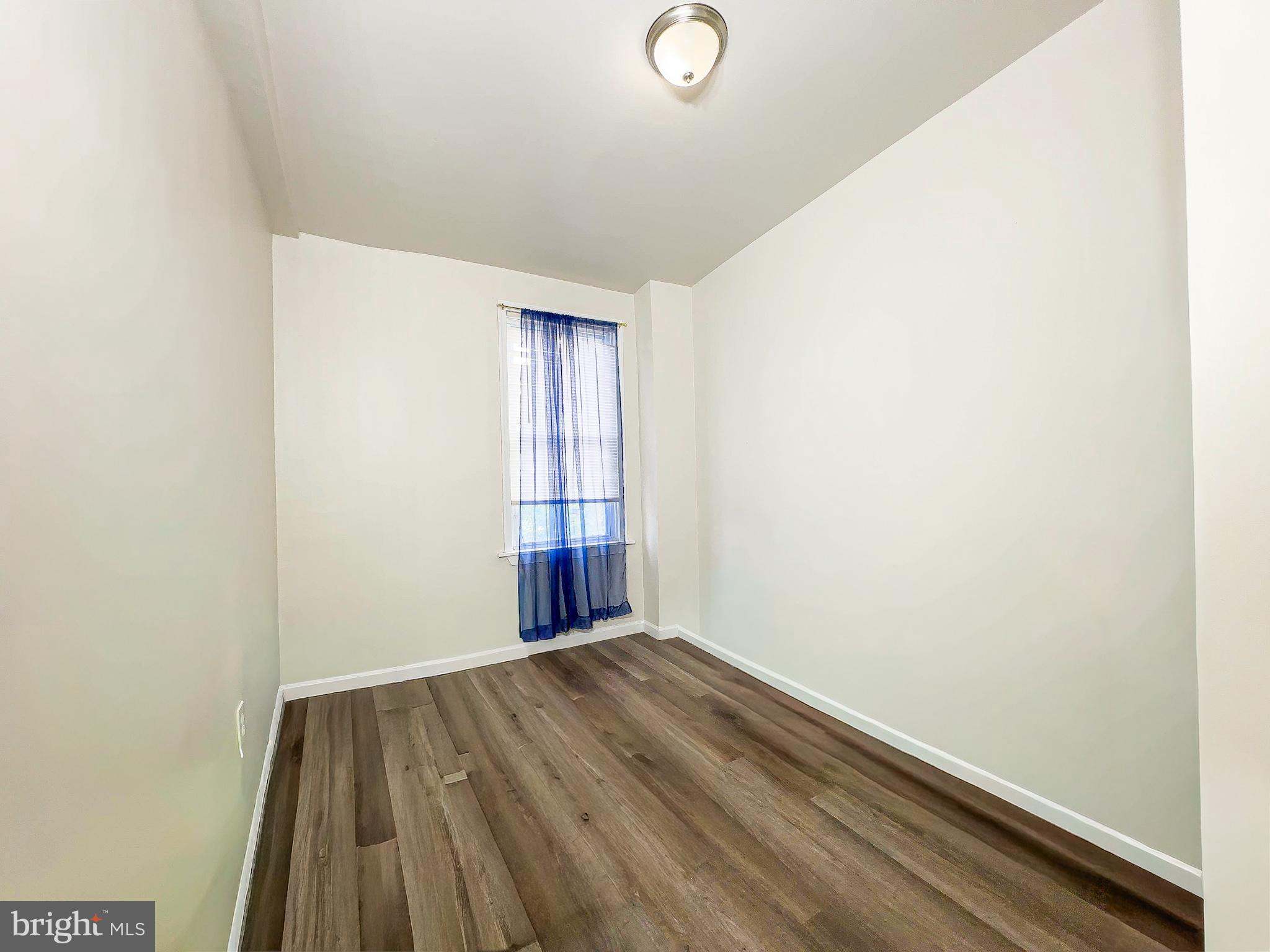 BIDDLE STREET - Residential