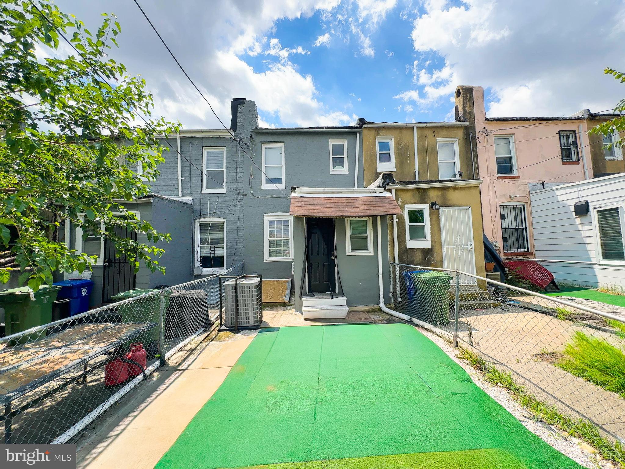 BIDDLE STREET - Residential
