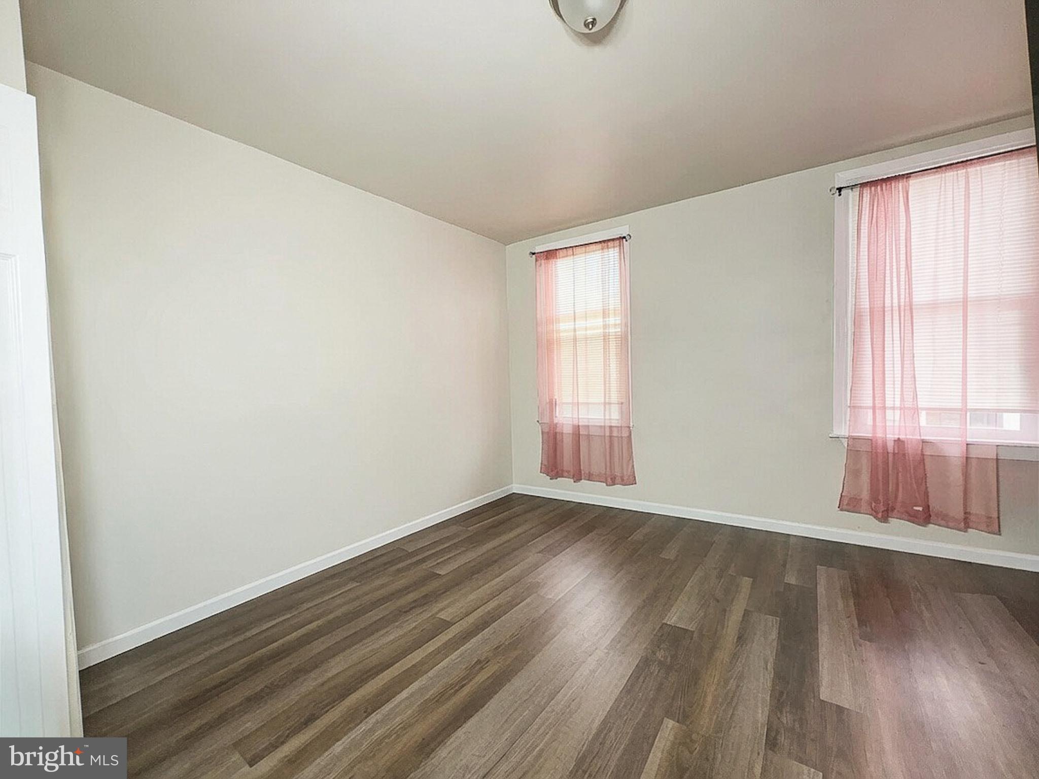 BIDDLE STREET - Residential
