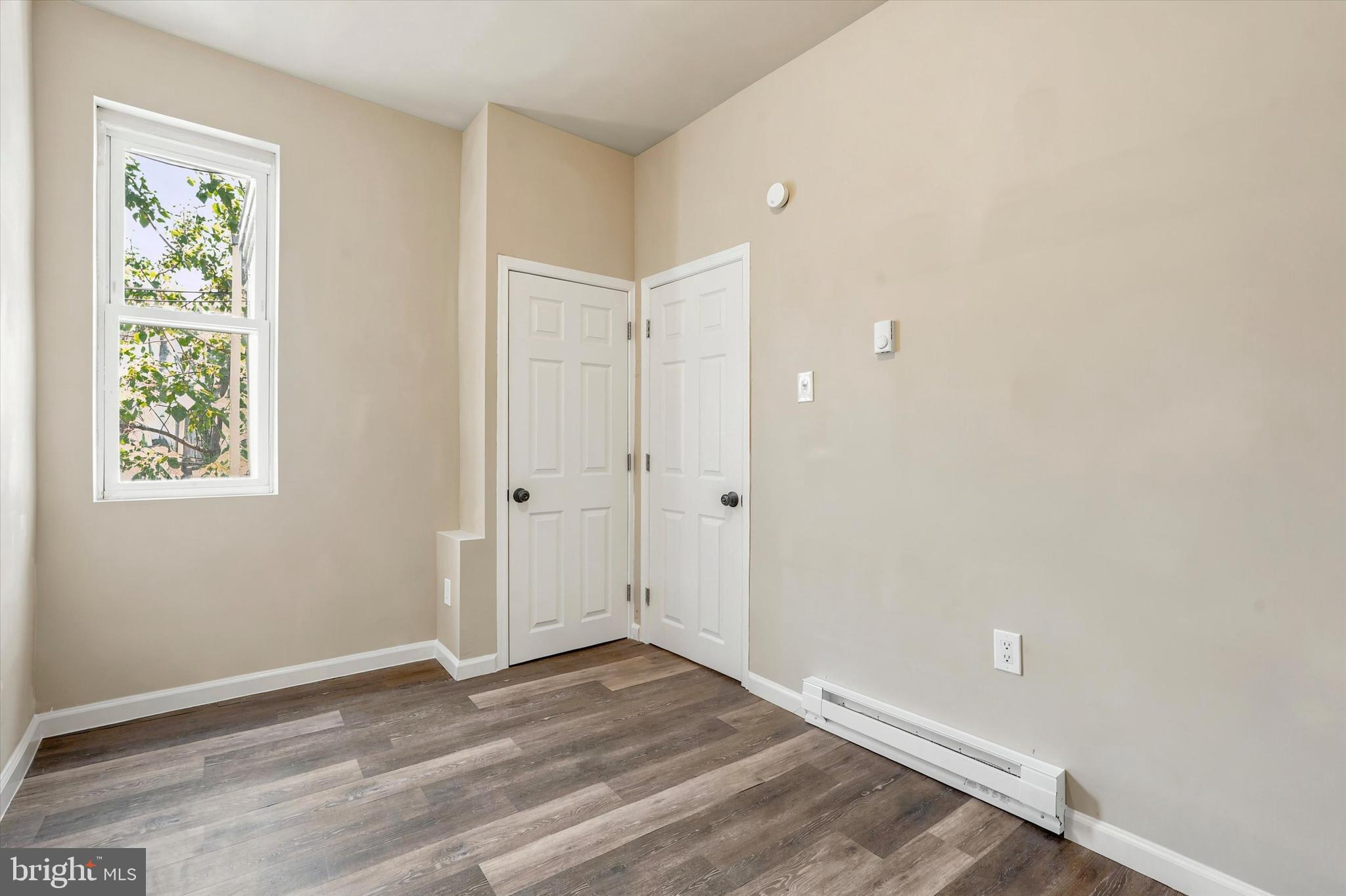 KENSINGTON - Residential