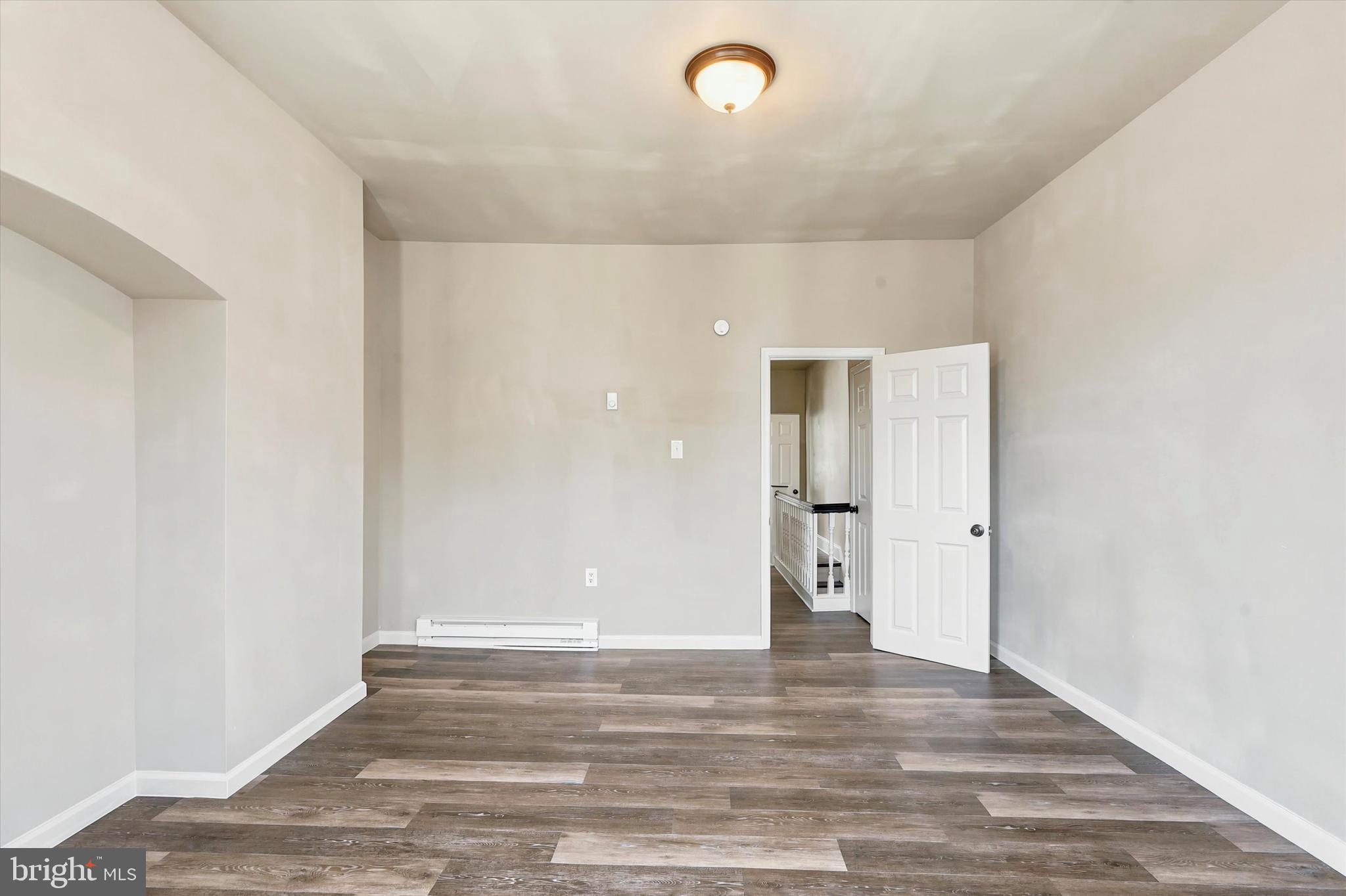 KENSINGTON - Residential