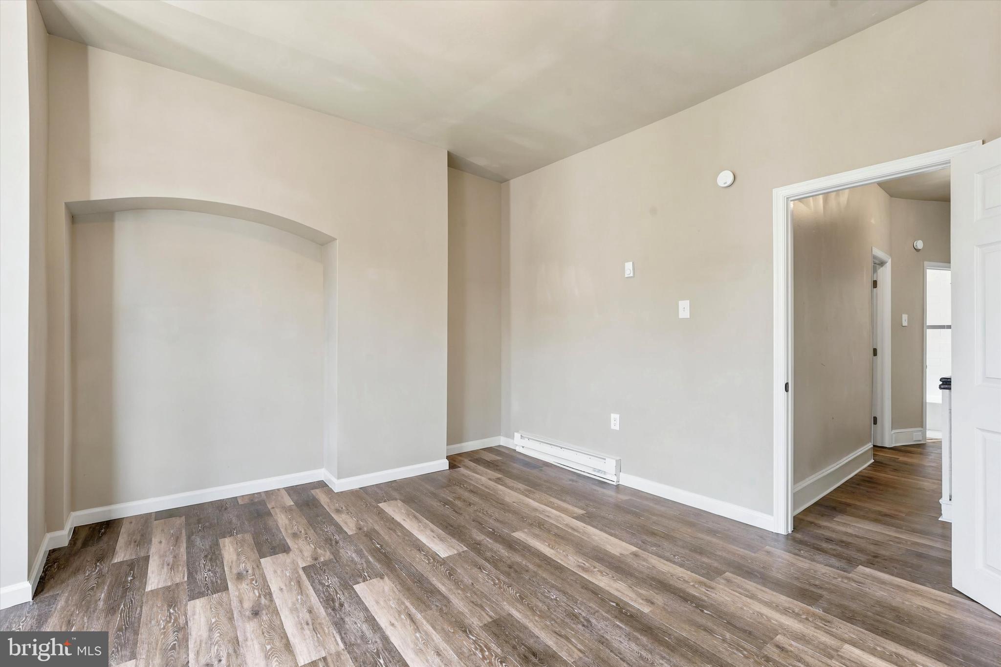 KENSINGTON - Residential