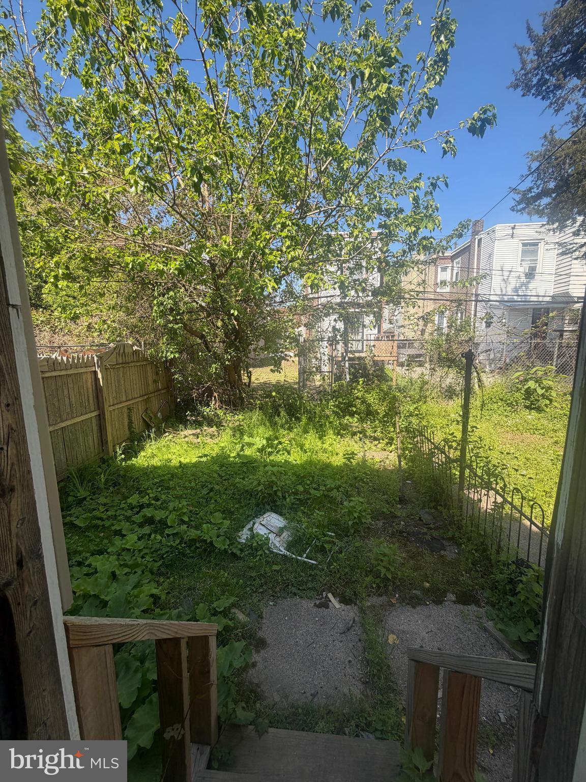 LOGAN - Residential