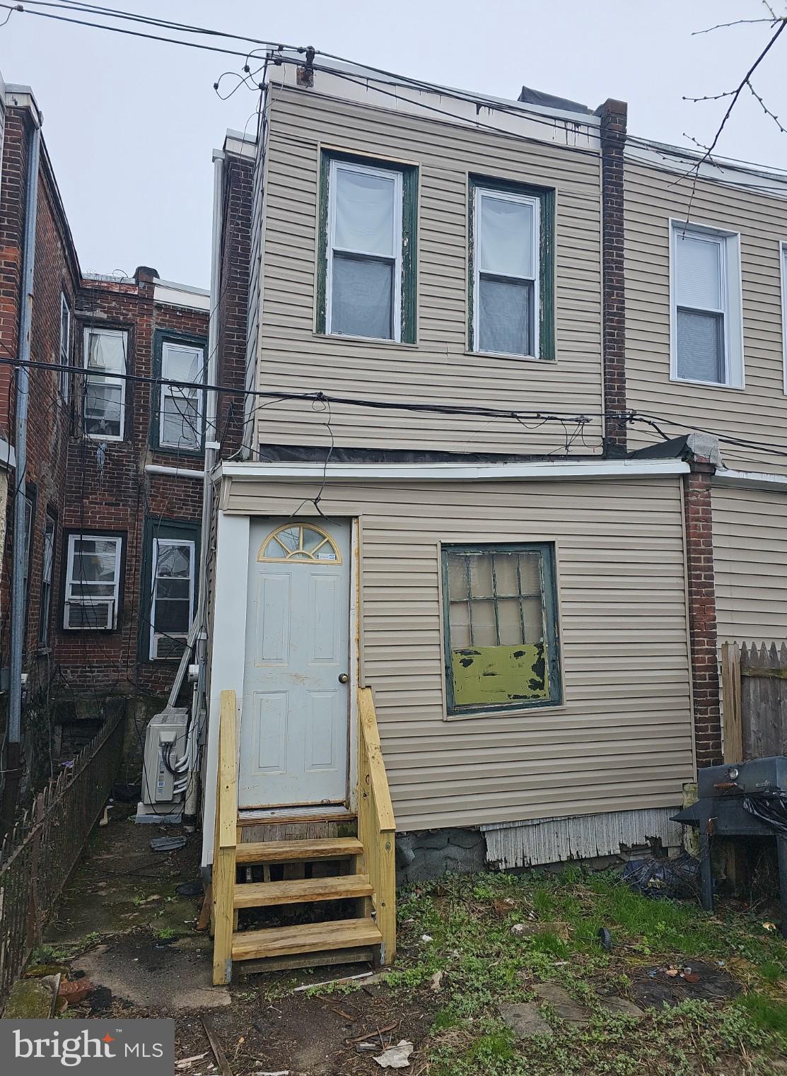 LOGAN - Residential