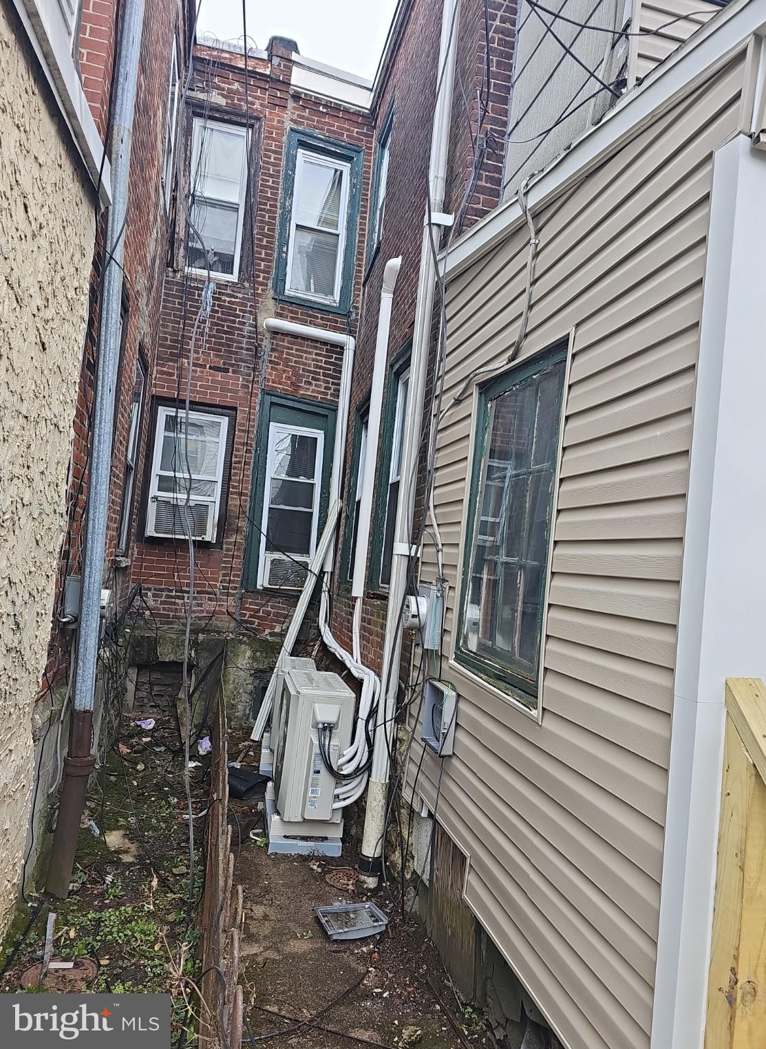 LOGAN - Residential