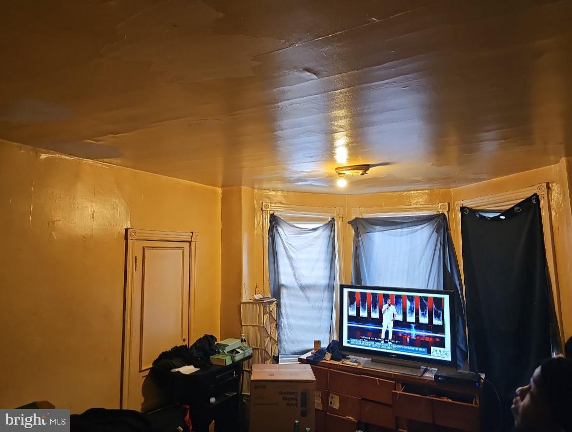 LOGAN - Residential