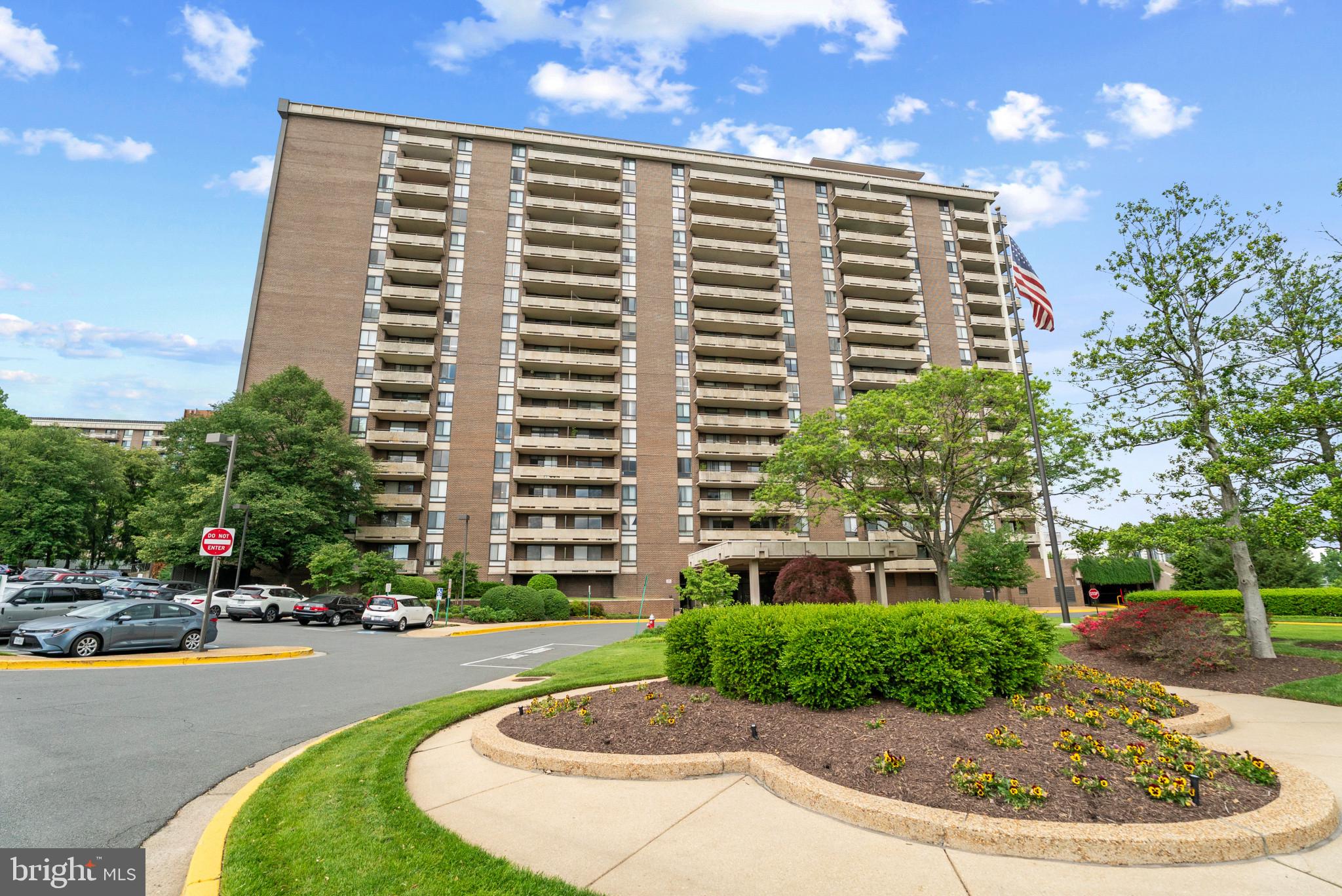 High-rise living at its best! Enjoy all that The Regency at McLean has to offer, centrally located with easy access to I-495 and just minutes from the McLean Metro, Wegmans, Capital One Center, Tysons Corner Center, shopping, dining, and so much more.
From the 9th floor, the spacious balcony offers sweeping views overlooking tree-lined courtyards, the community pool, and even glimpses of the city skyline. Inside, you are welcomed by a warm and light-filled interior with beautiful eastern exposure. The updated space features hardwood floors, a beautifully renovated kitchen with quartz countertops and stainless steel appliances, and a generous open-concept living and dining area perfect for entertaining.
The primary suite includes a walk-in closet and a private en-suite bath, while the second bedroom offers flexibility for guests, a home office, or additional living space.
The Regency is a secure, gated community offering 24/7 concierge service, an expansive resort-style courtyard with grilling areas, three pools, a fitness center, tennis courts, and direct access to the nearby health club. All utilities are included in the condo fee, and the unit comes with assigned garage parking.