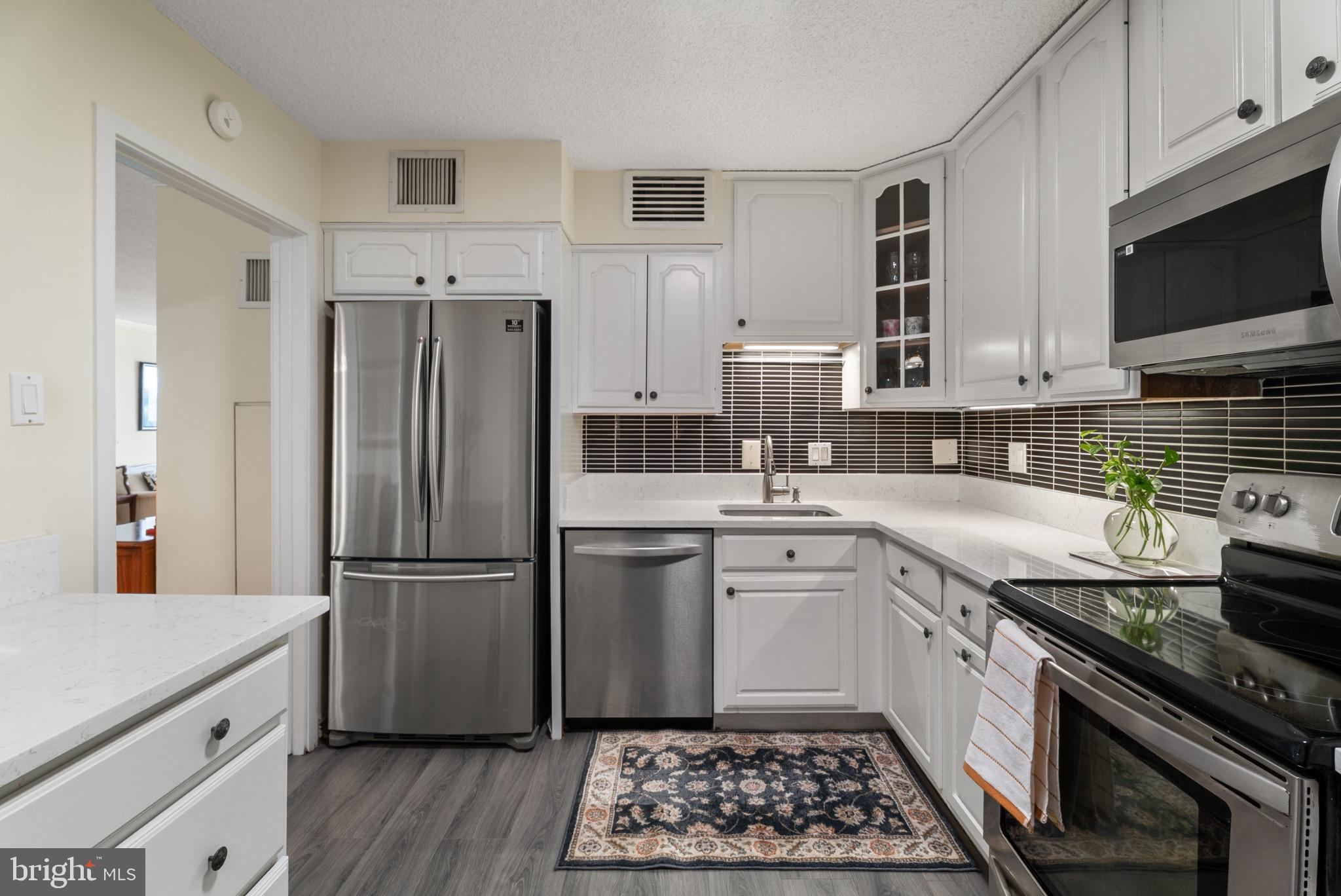 REGENCY AT MCLEAN - Residential