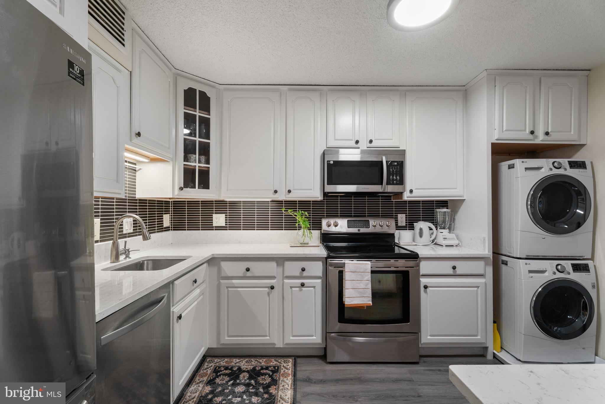 REGENCY AT MCLEAN - Residential