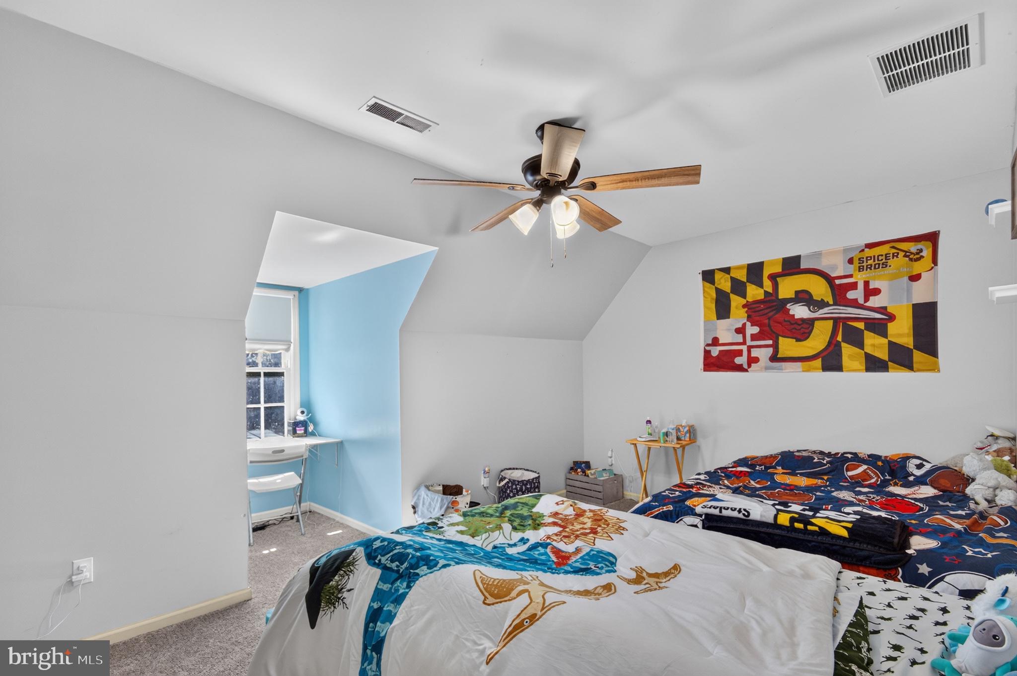 HUNTERS RIDGE - Residential