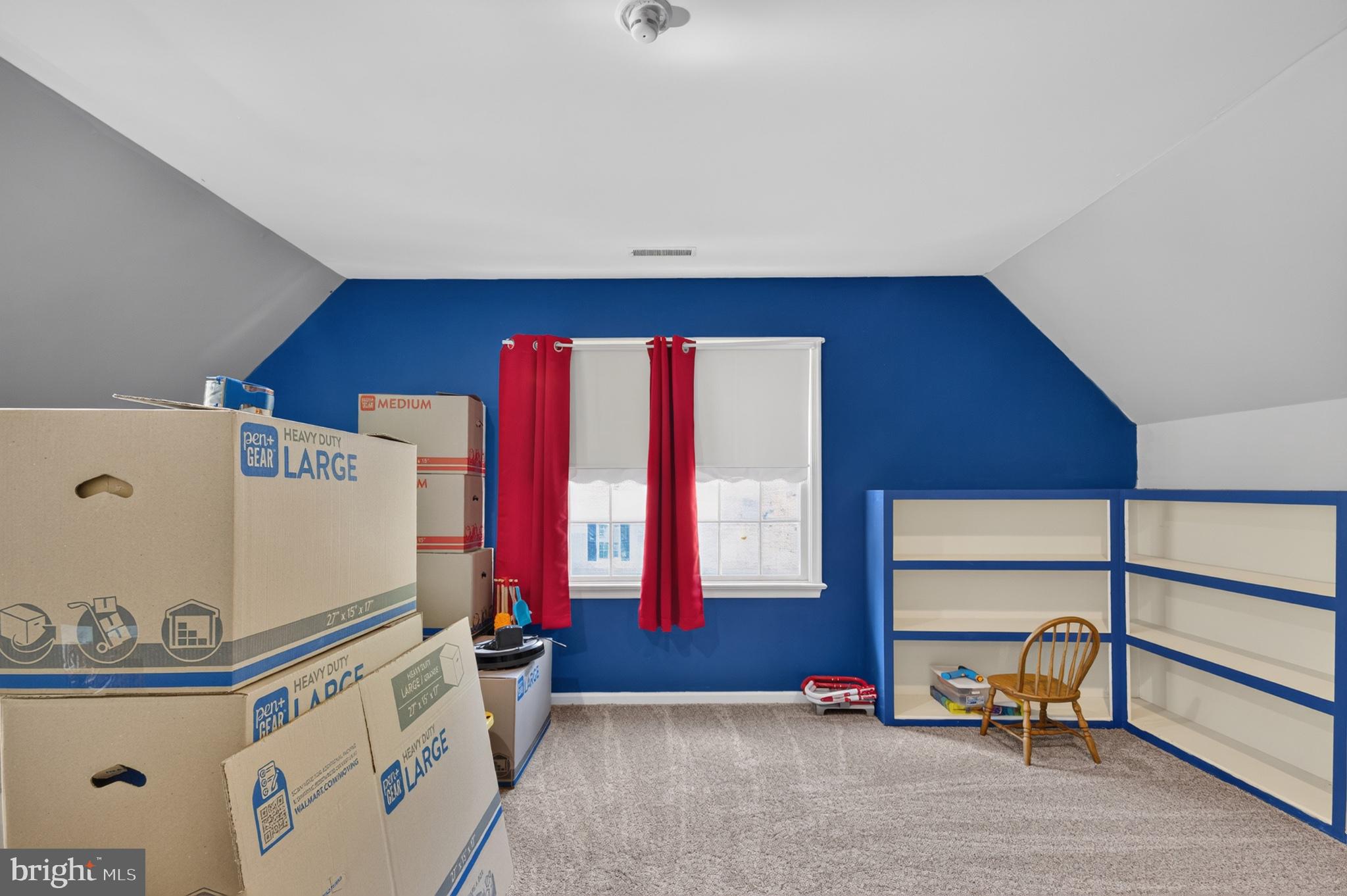 HUNTERS RIDGE - Residential