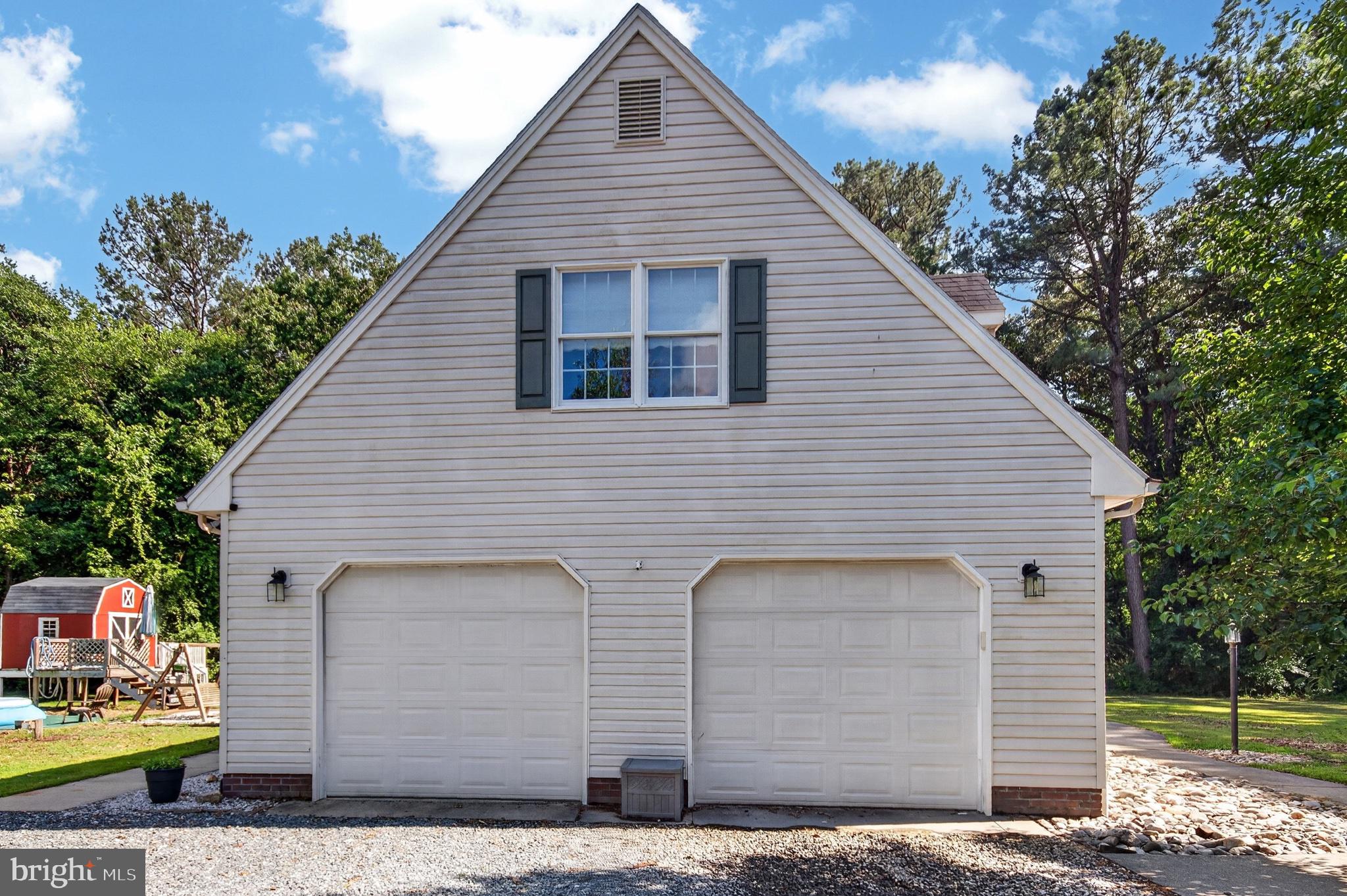 HUNTERS RIDGE - Residential