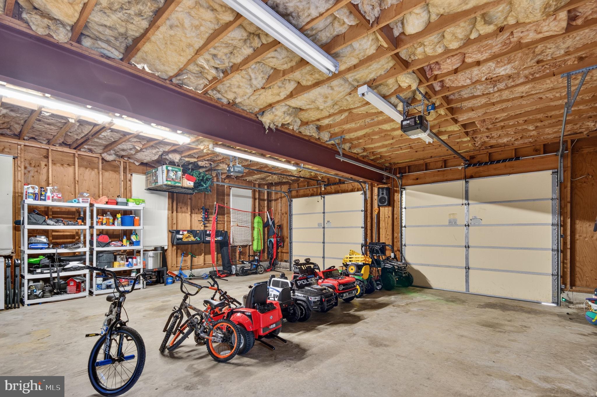 HUNTERS RIDGE - Residential