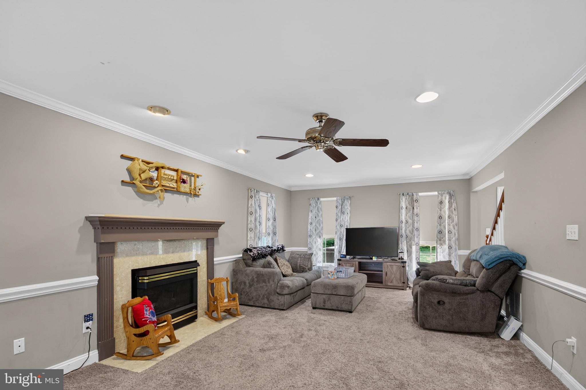 HUNTERS RIDGE - Residential
