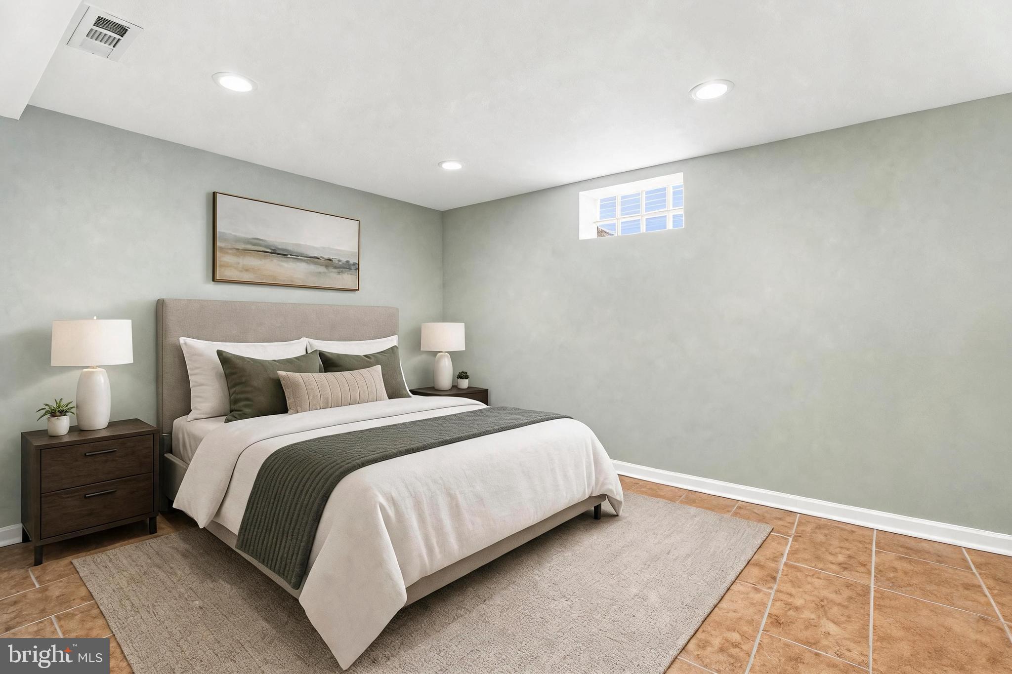 CARROLLWOOD MANOR - Residential
