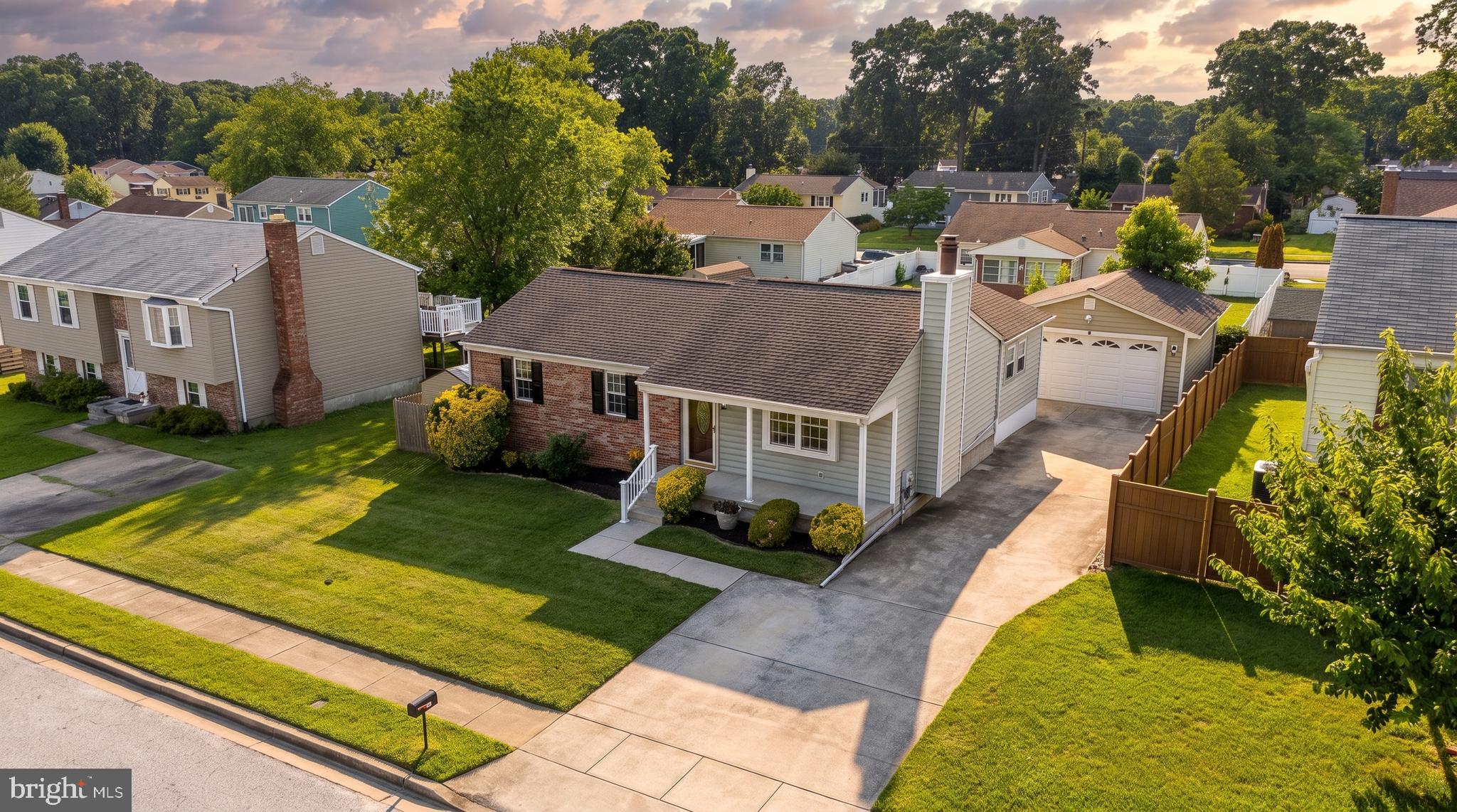 CARROLLWOOD MANOR - Residential