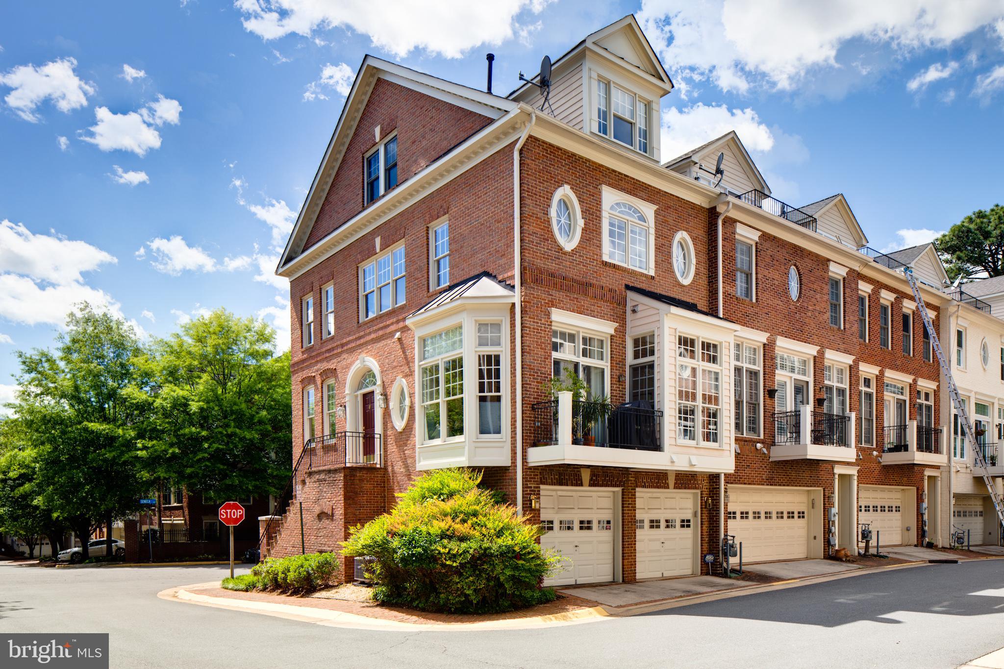 HUNTING RIDGE - Residential Lease