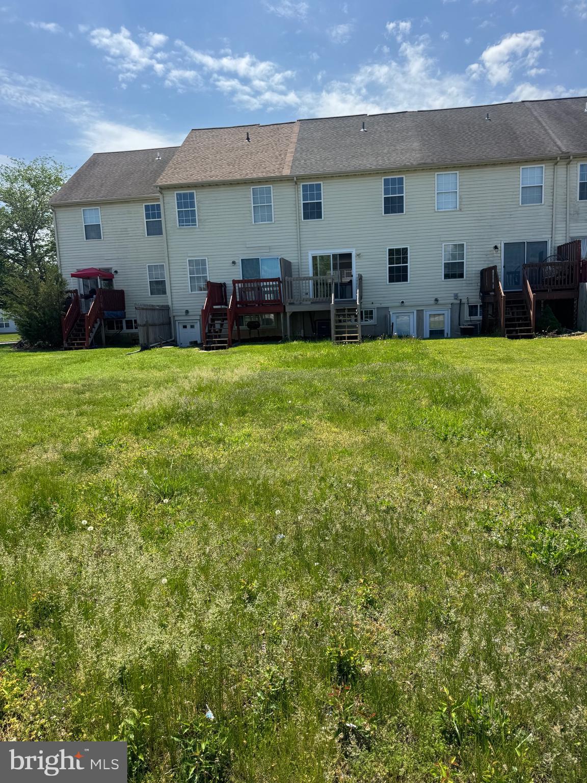 MILLBRANCH AT GREENLAWN - Residential Lease