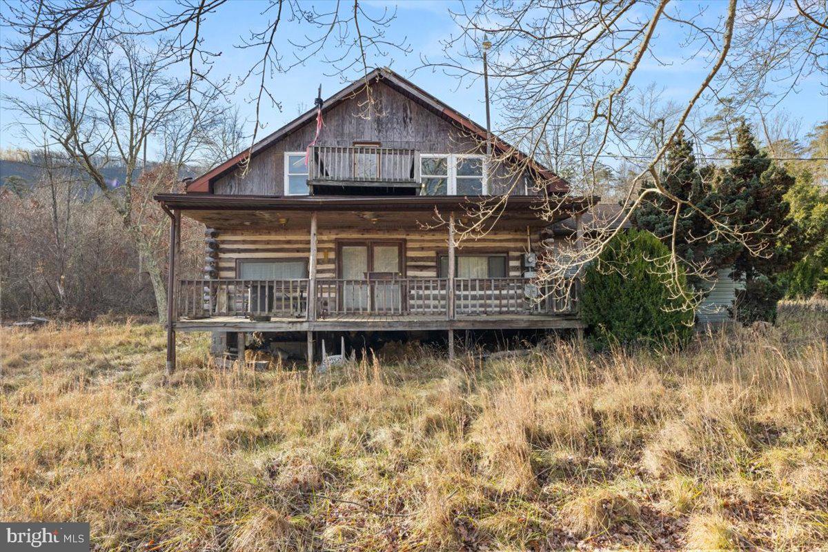 LAKE FERNDALE - Residential