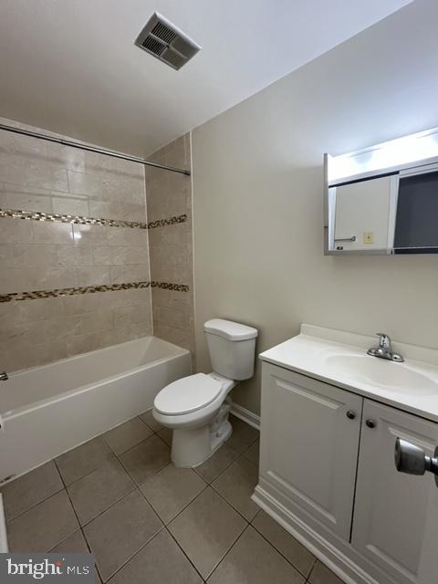 TERRACE TOWNE HOMES OF GUNSTON - Residential Lease
