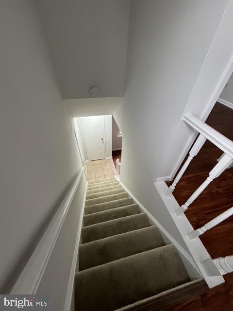 TERRACE TOWNE HOMES OF GUNSTON - Residential Lease