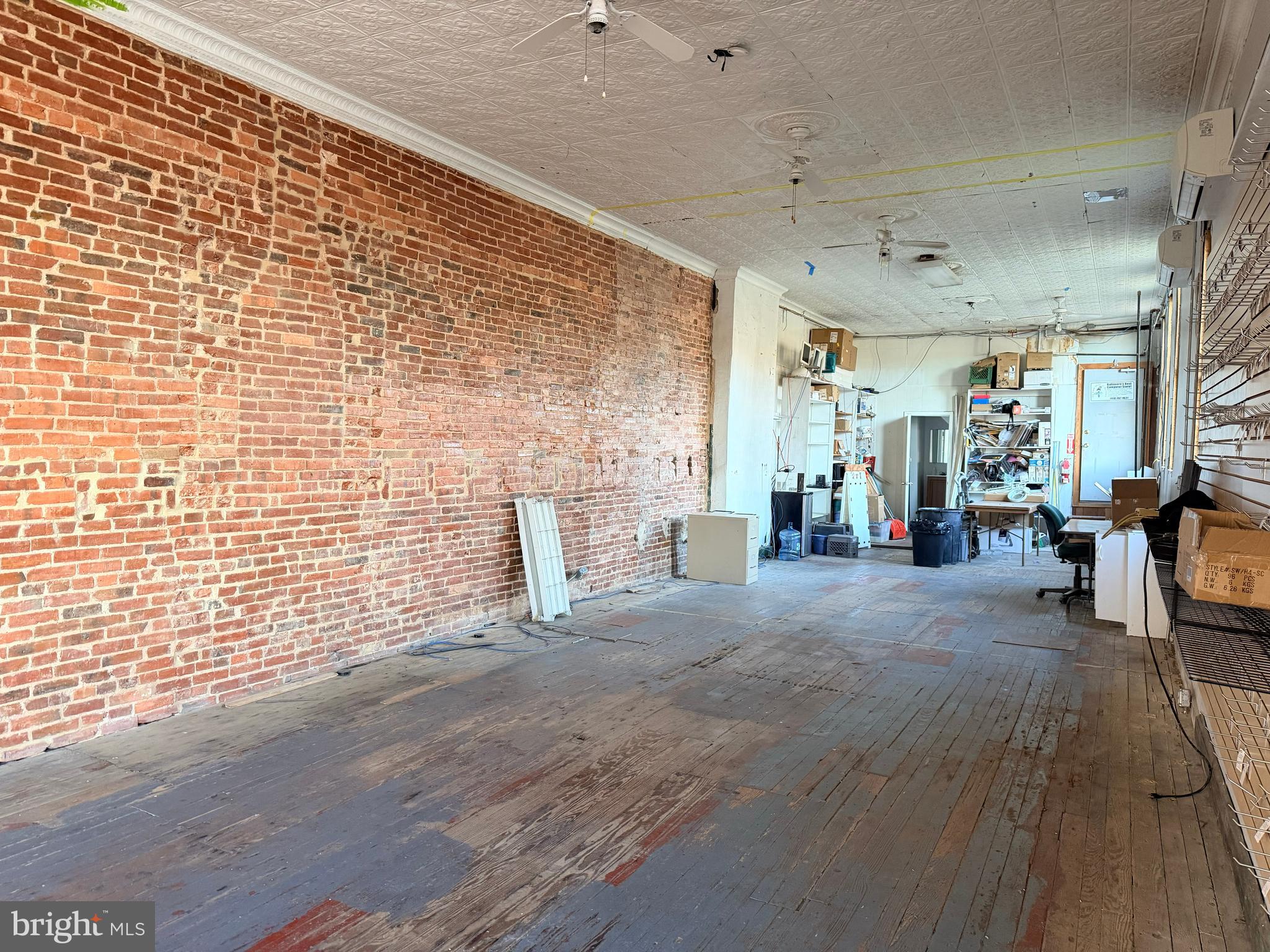 HAMPDEN HISTORIC DISTRICT - Residential Income