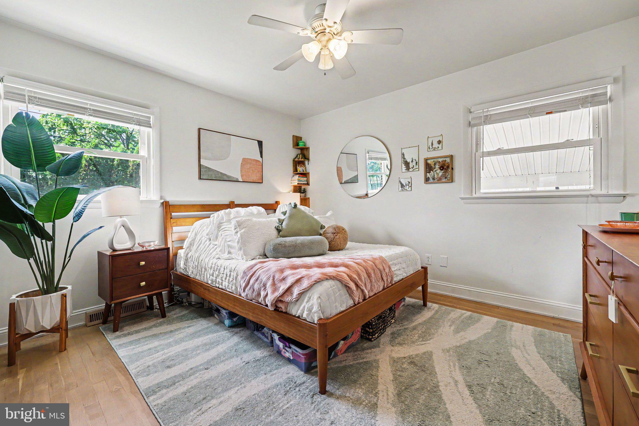 COUNTRY CLUB PARK - Residential