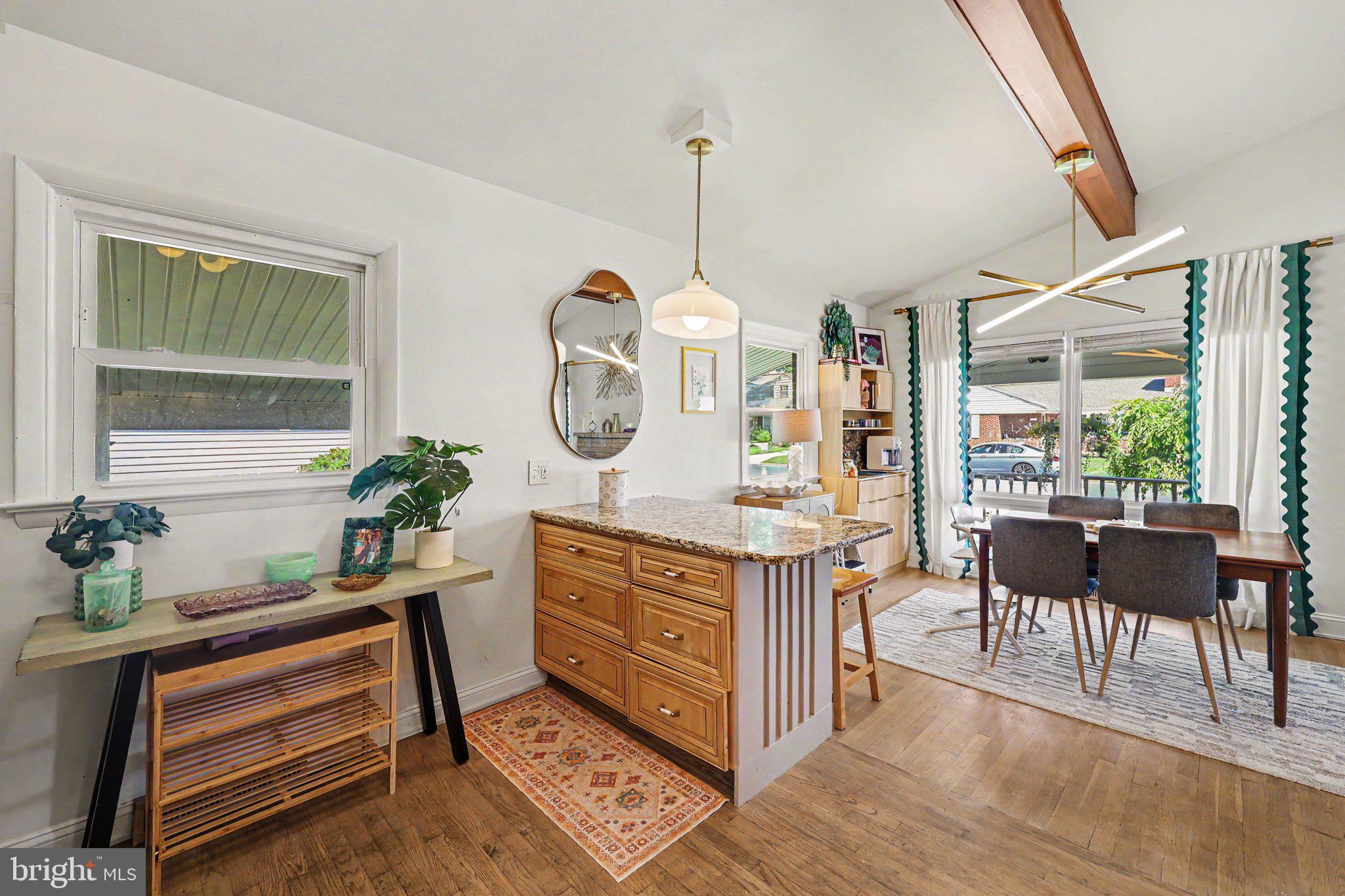 COUNTRY CLUB PARK - Residential