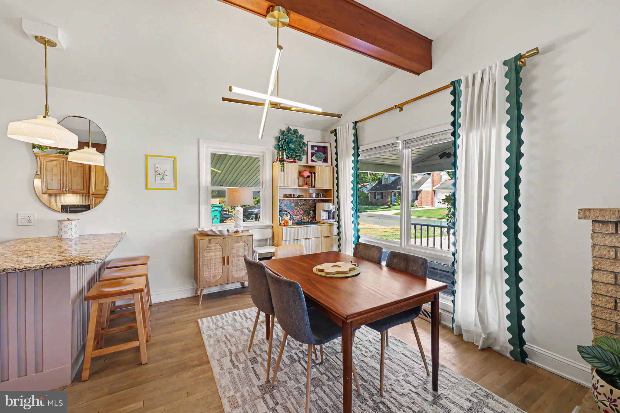 COUNTRY CLUB PARK - Residential