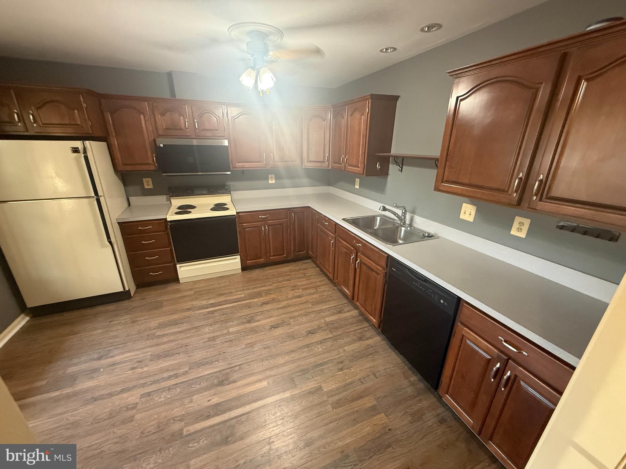 SOUTHPOINT OF HERSHEY - Residential