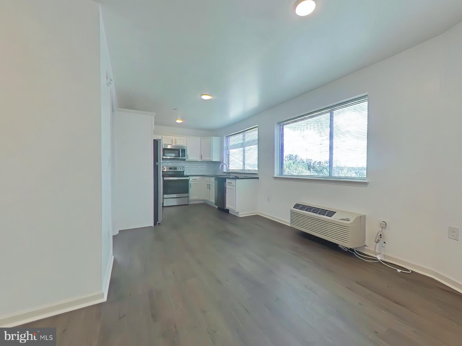 ROXBOROUGH - Residential Lease