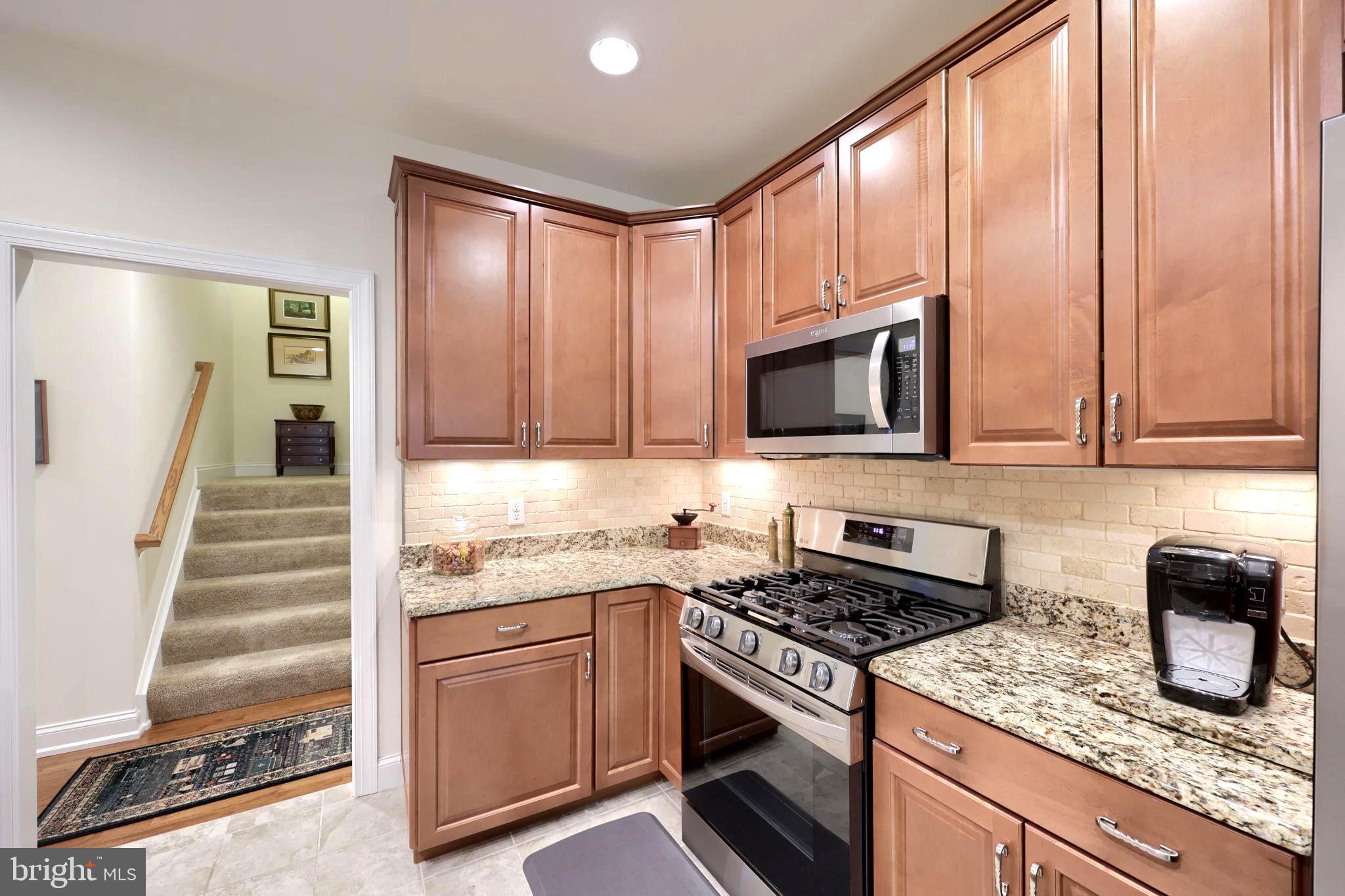 STONE HILL - Residential