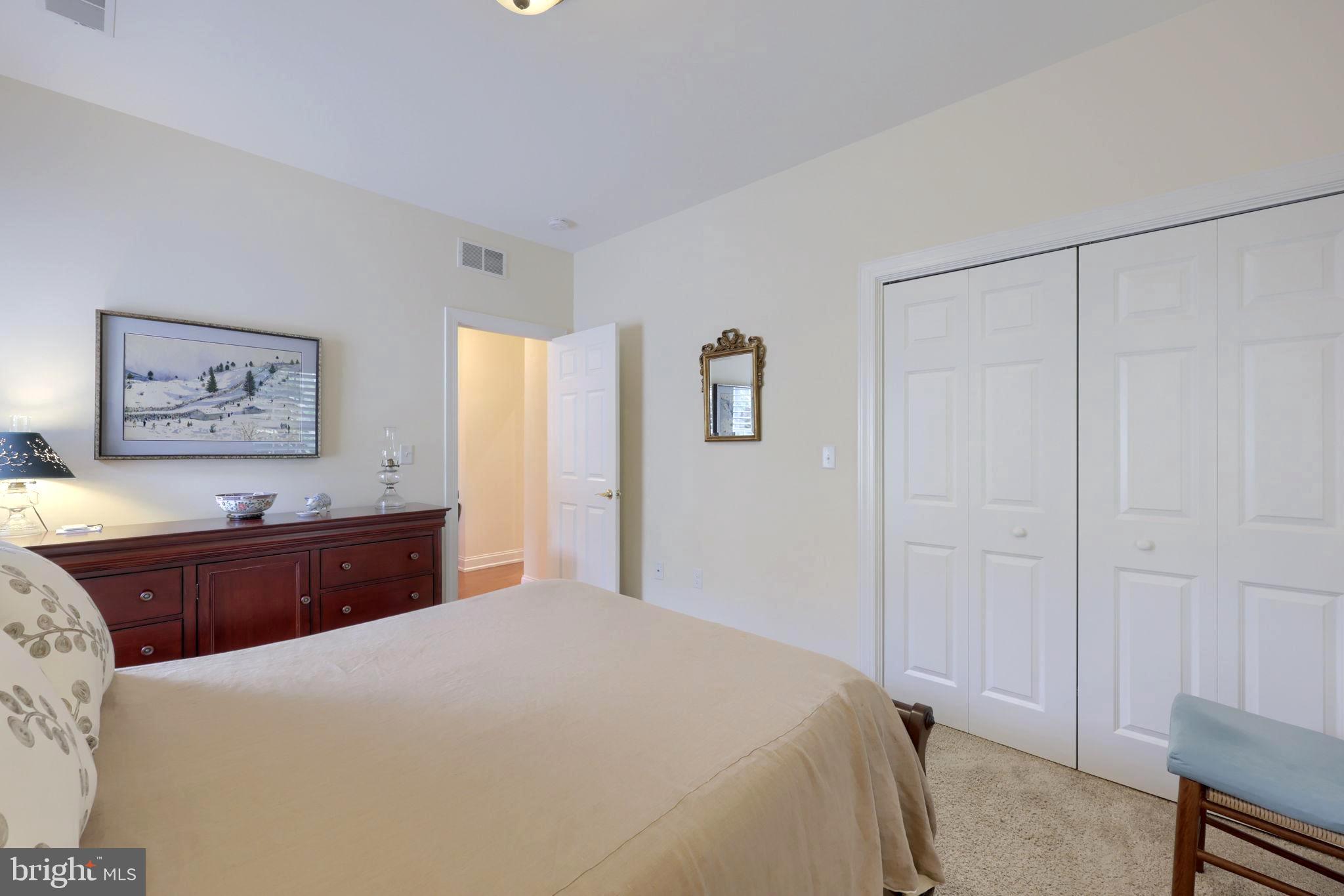 STONE HILL - Residential