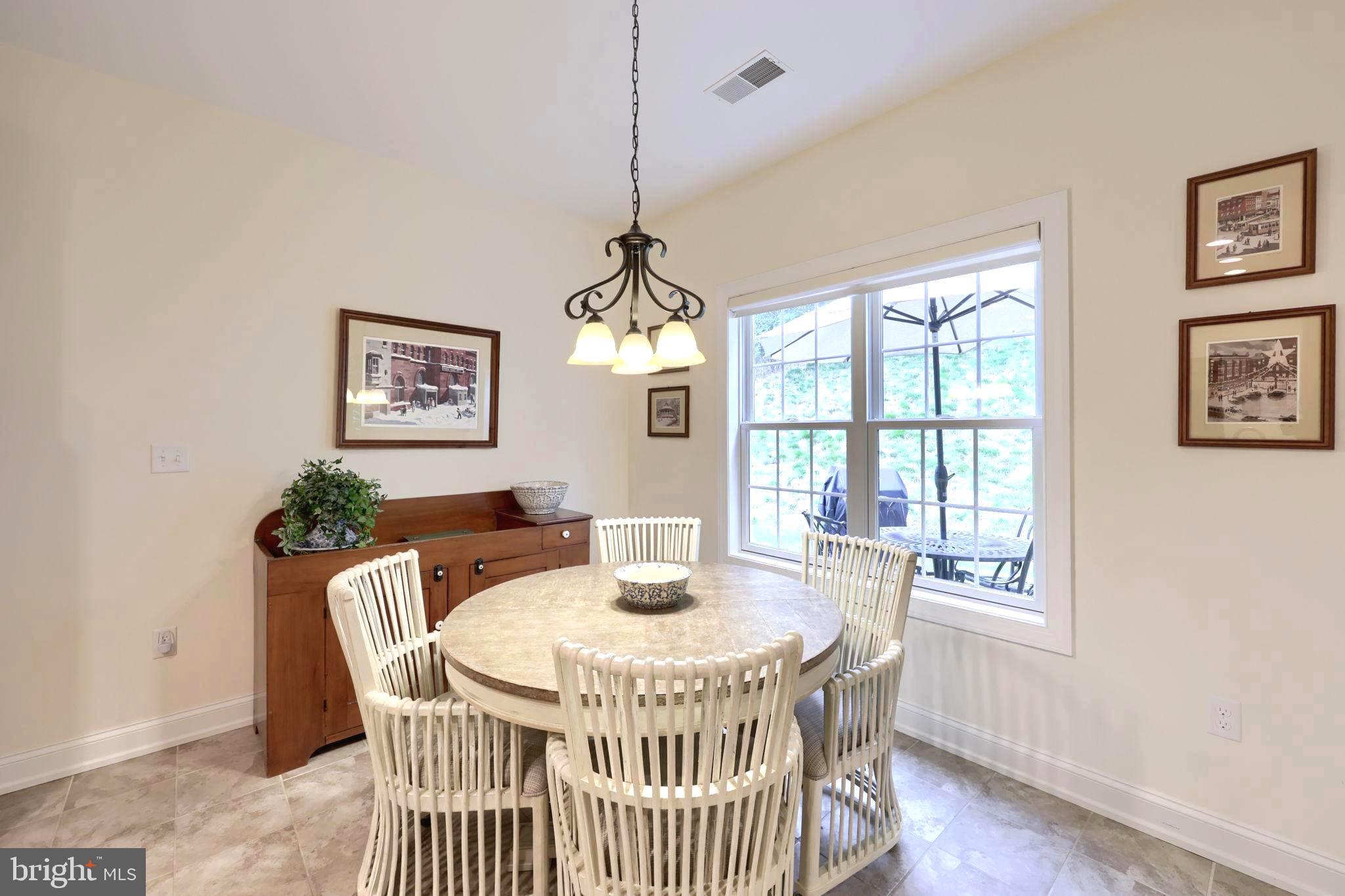 STONE HILL - Residential