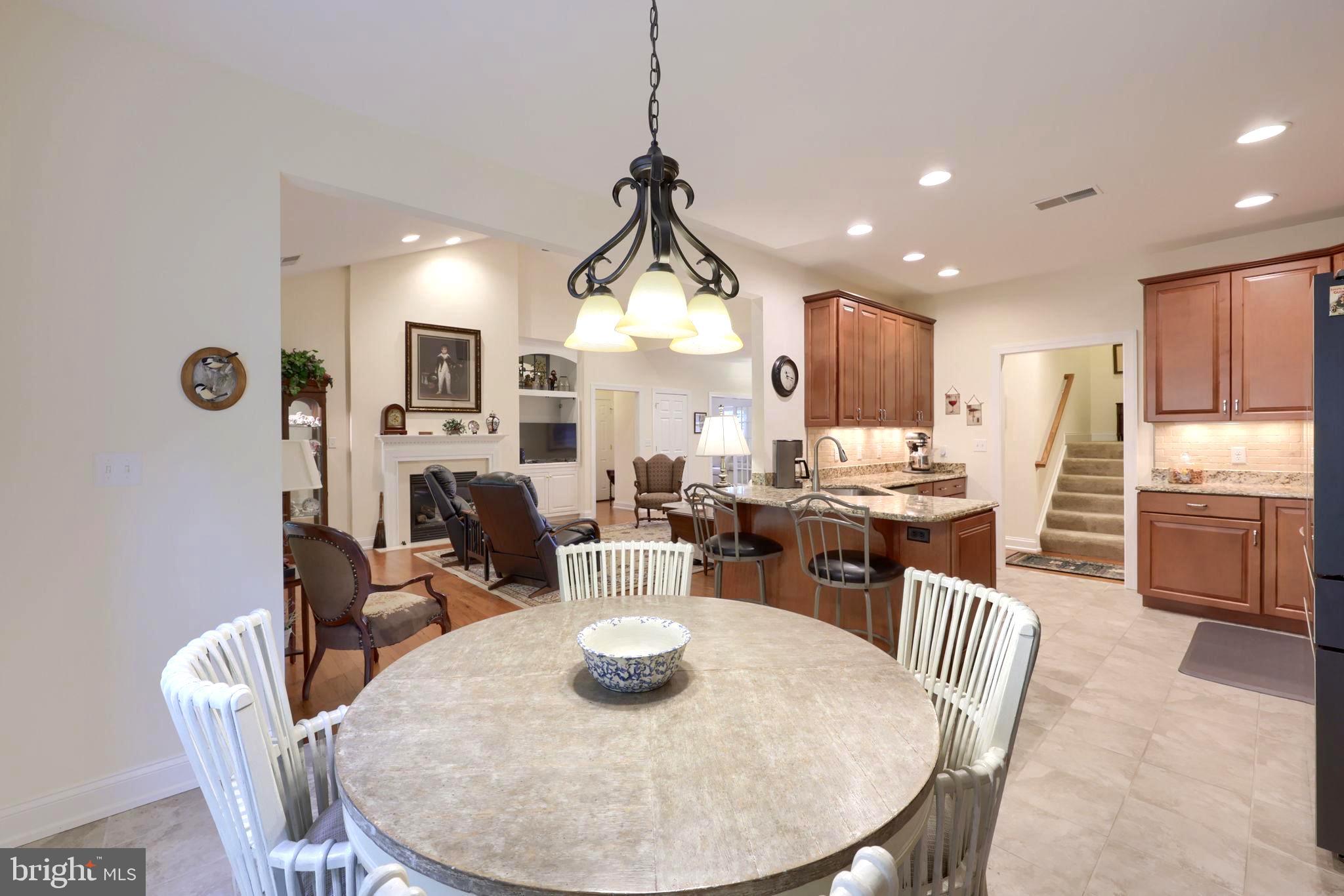 STONE HILL - Residential