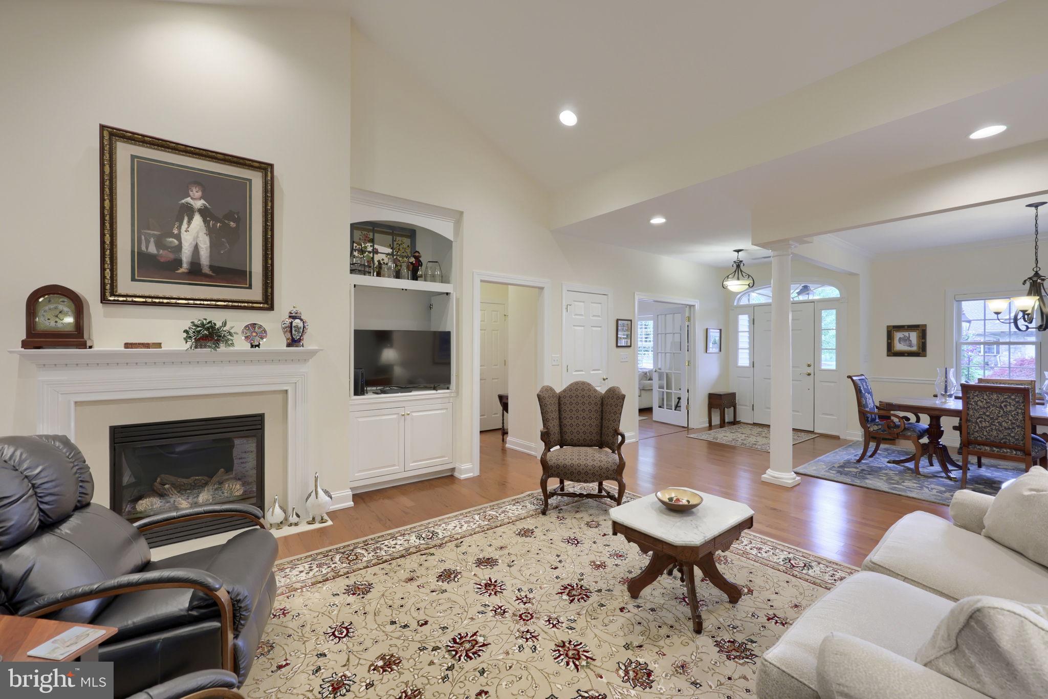 STONE HILL - Residential
