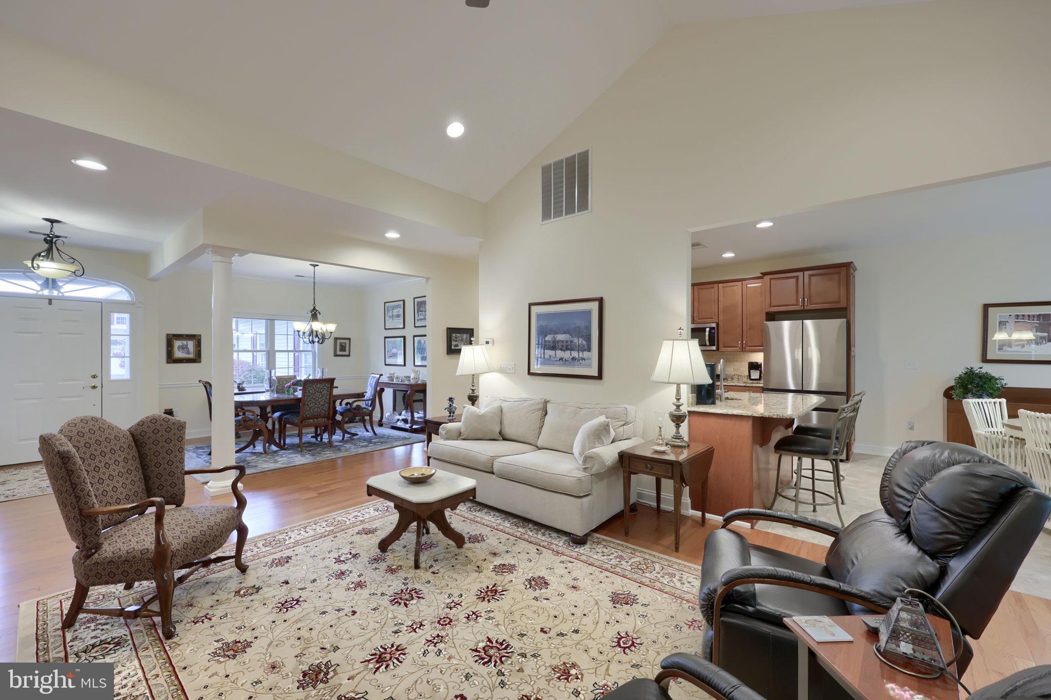 STONE HILL - Residential