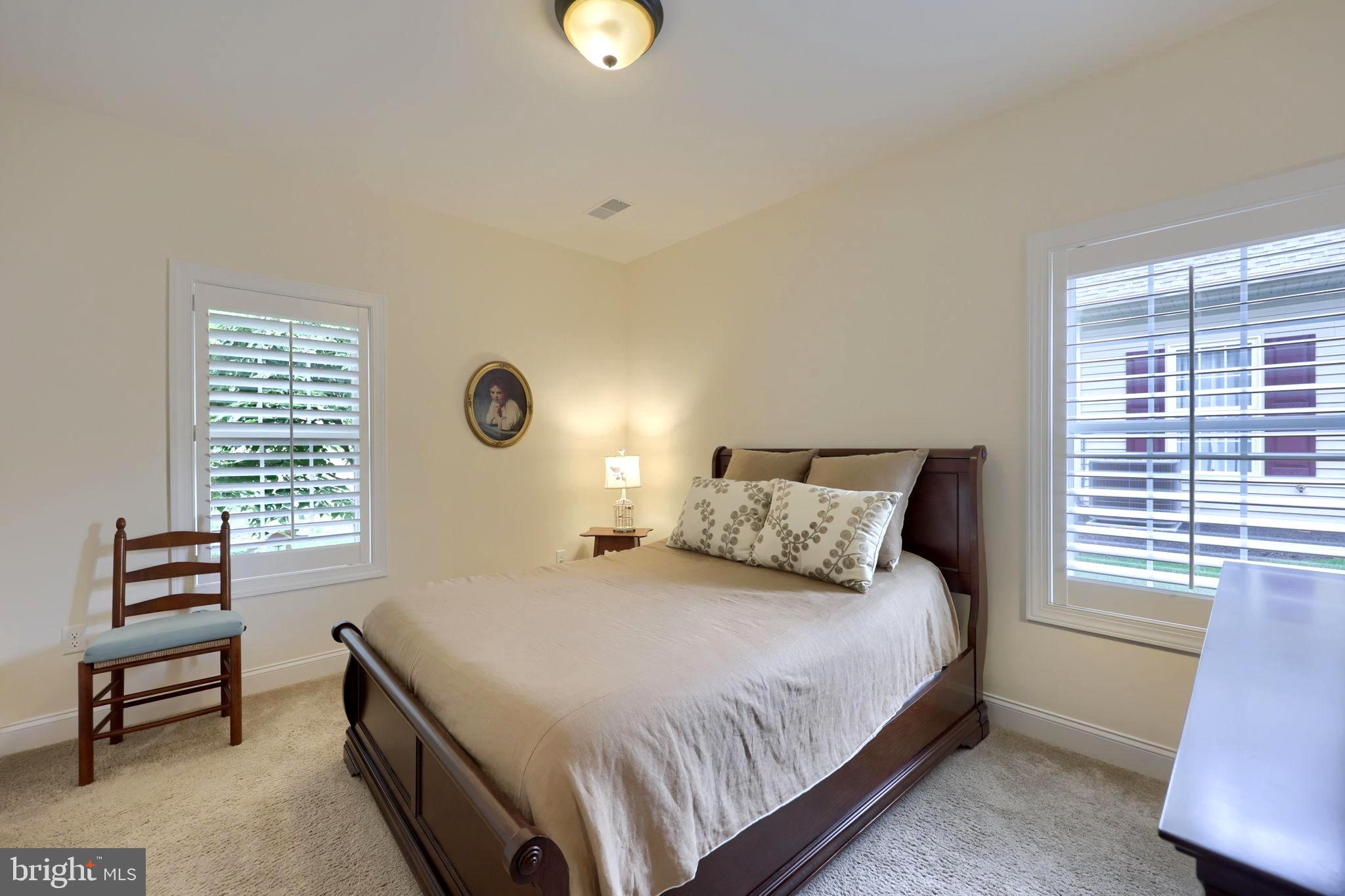 STONE HILL - Residential