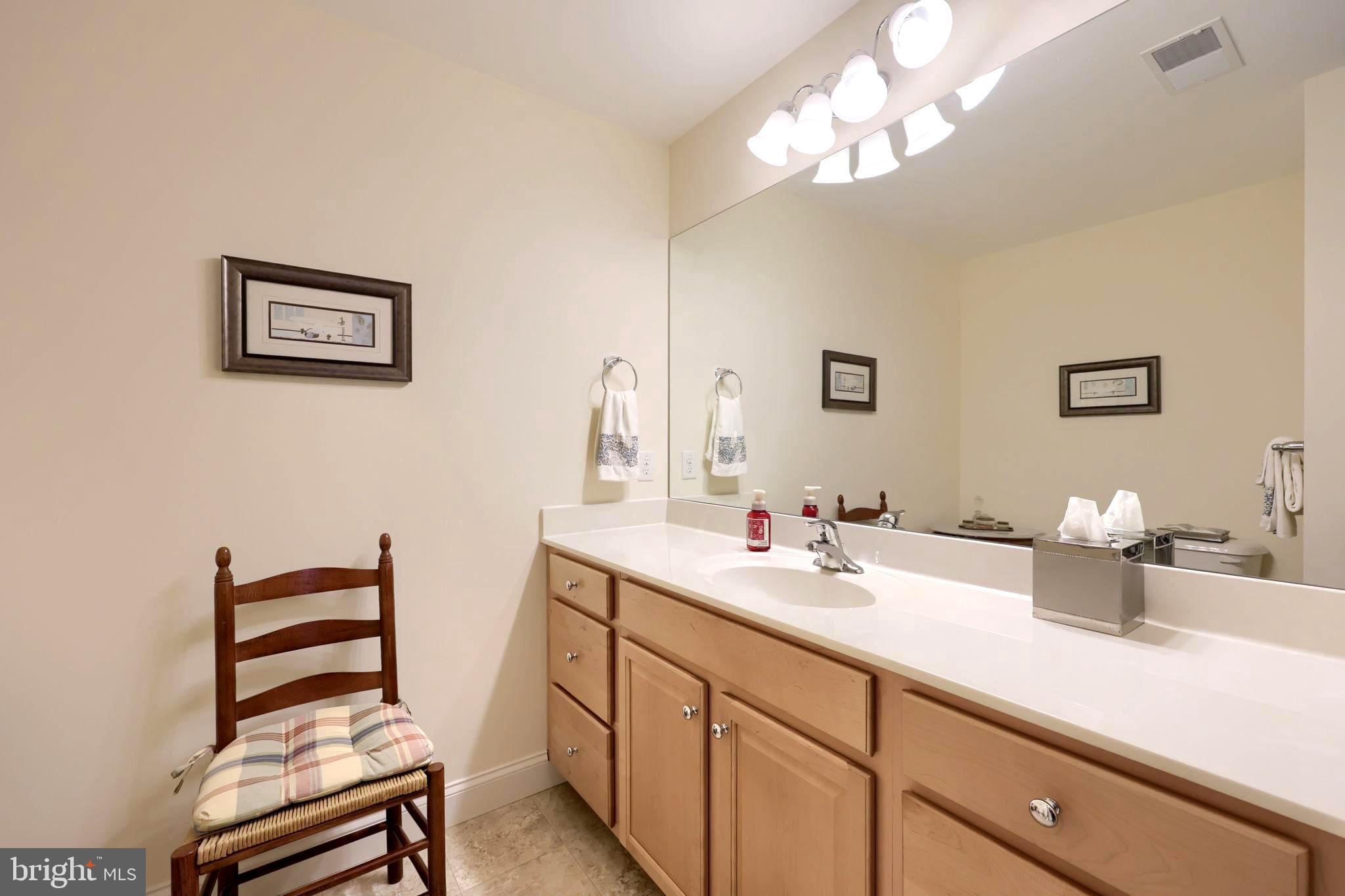 STONE HILL - Residential