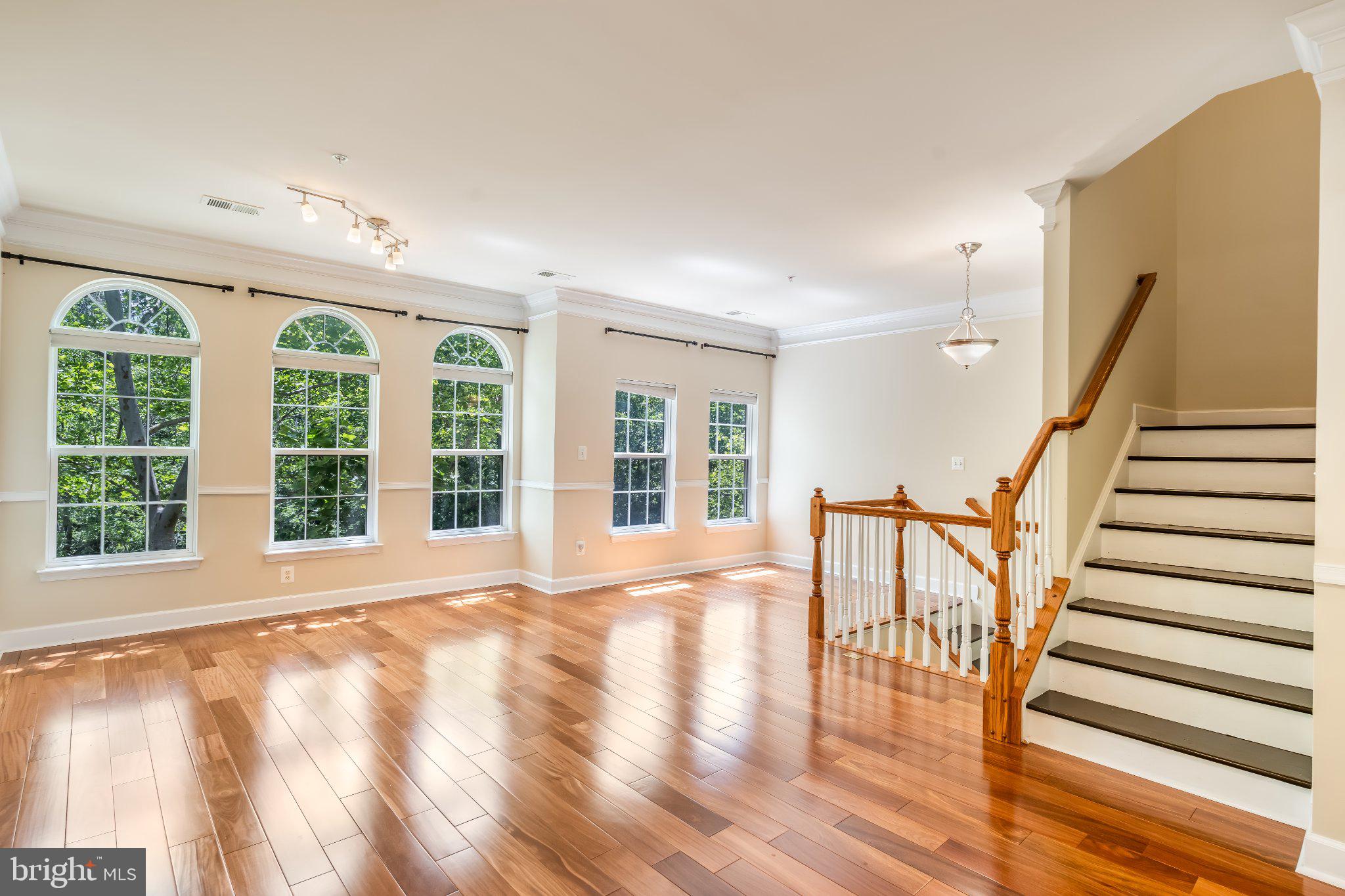 BUCKINGHAM STATION - Residential