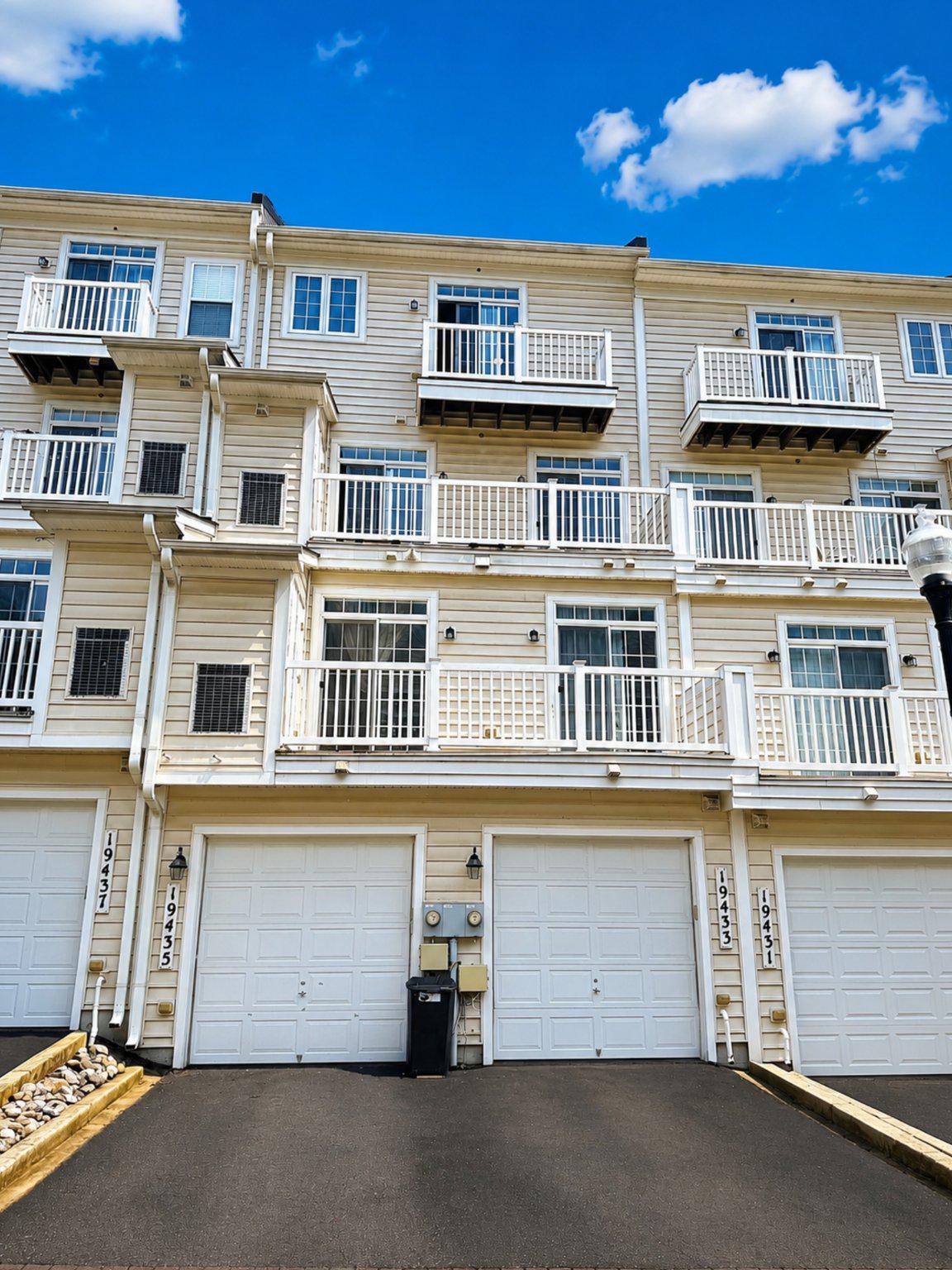 BUCKINGHAM STATION - Residential