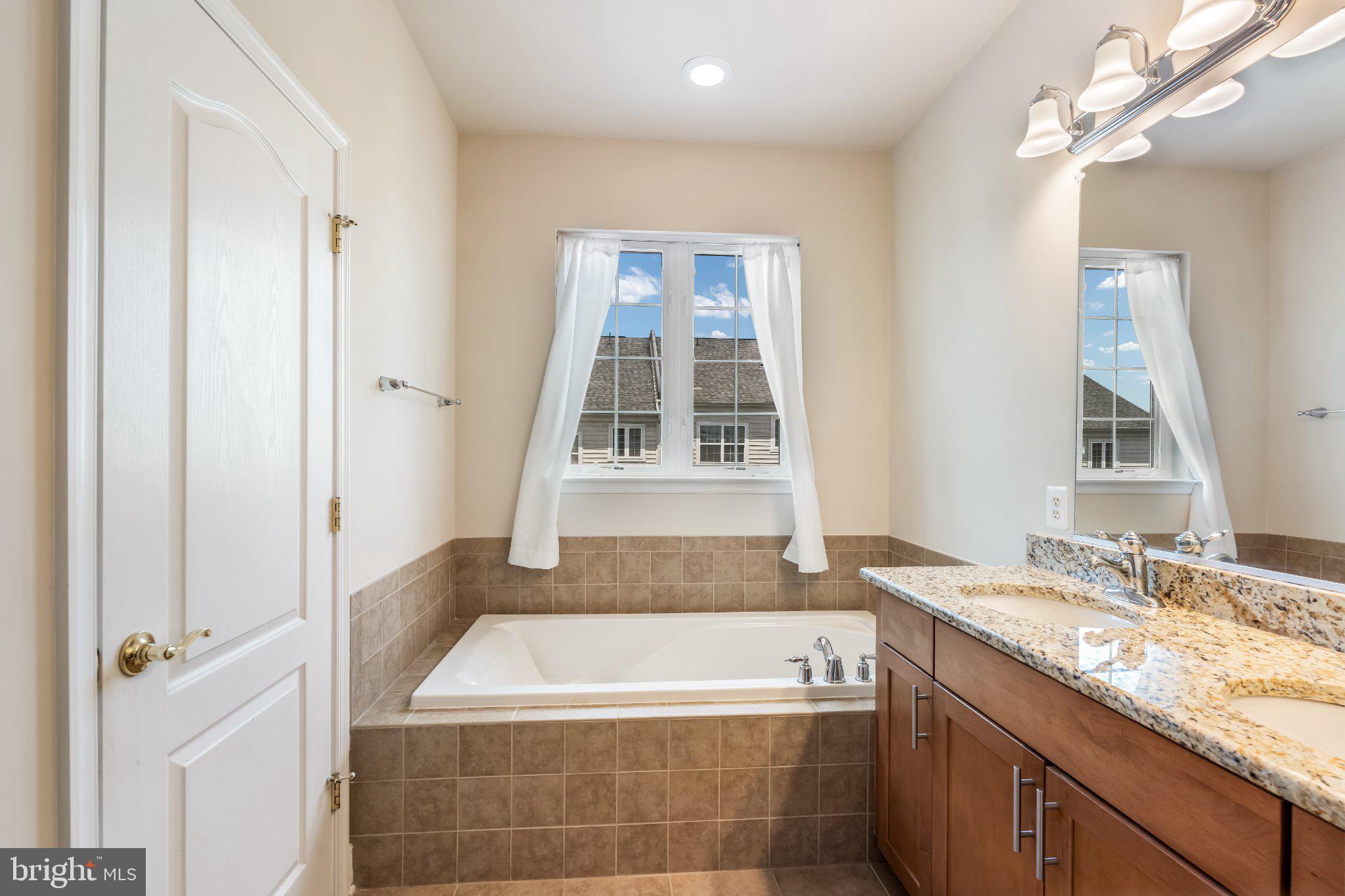 BUCKINGHAM STATION - Residential