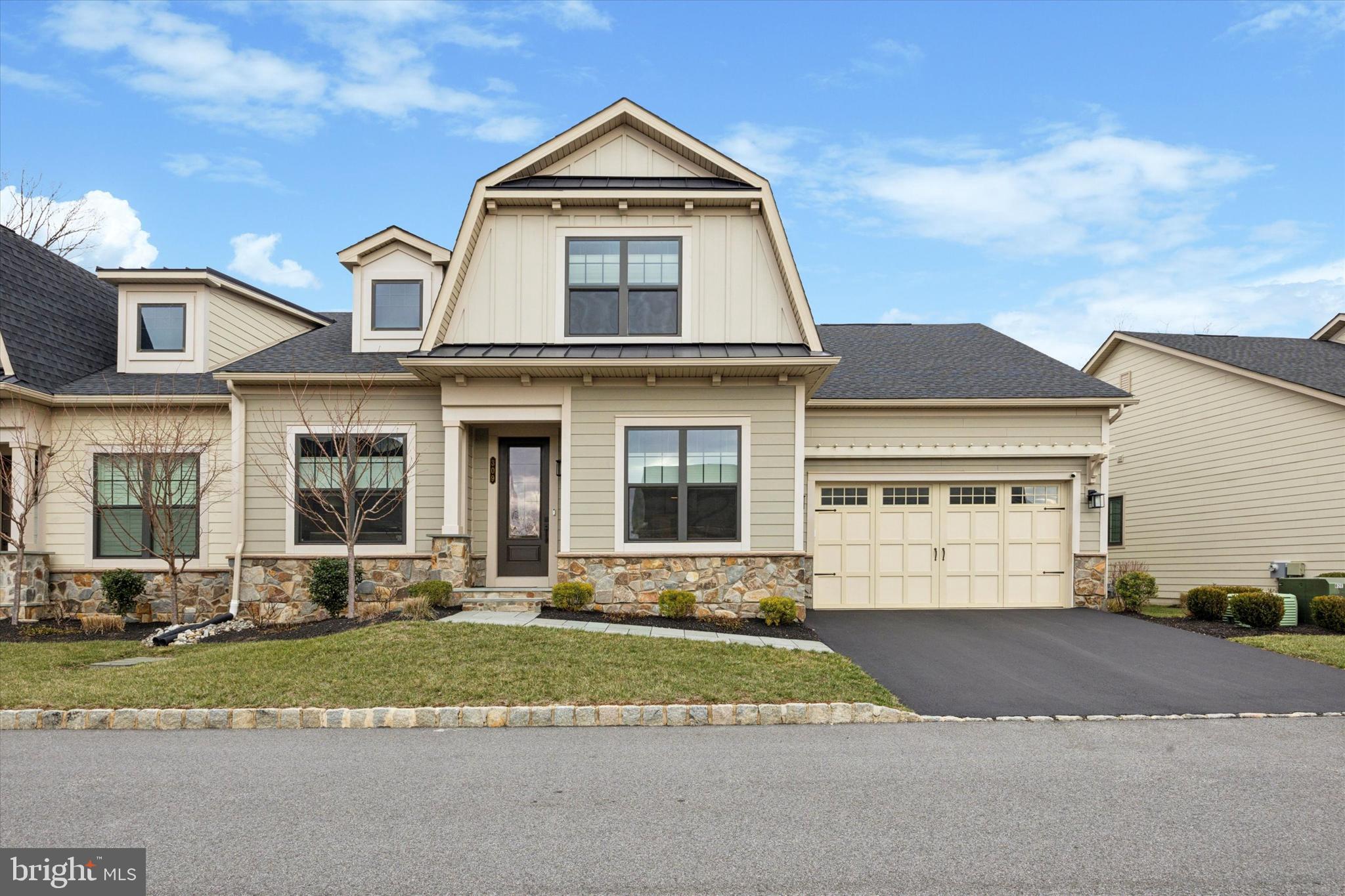 WAYNE GLEN - Residential