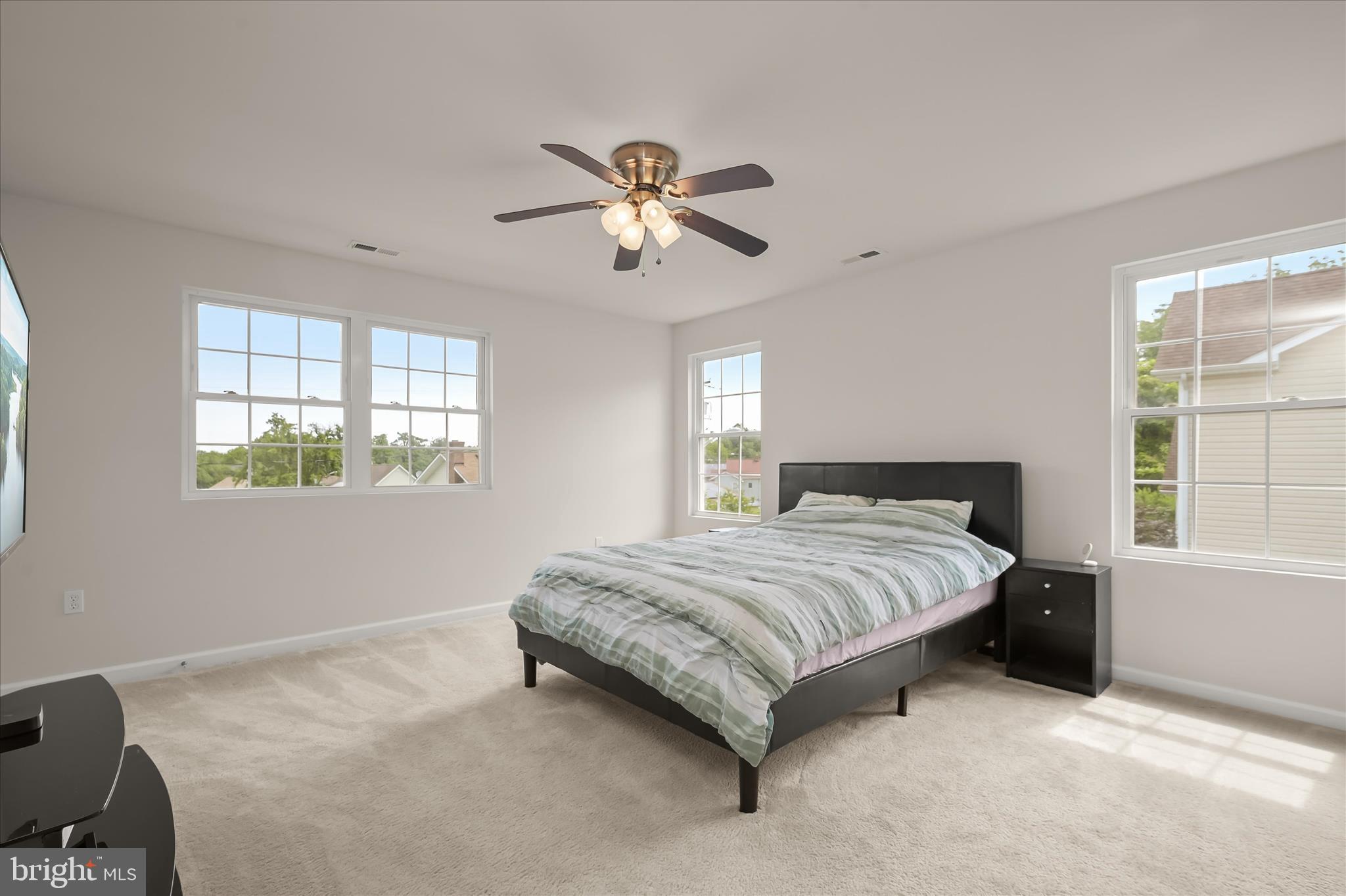 GRAYS PARK - Residential