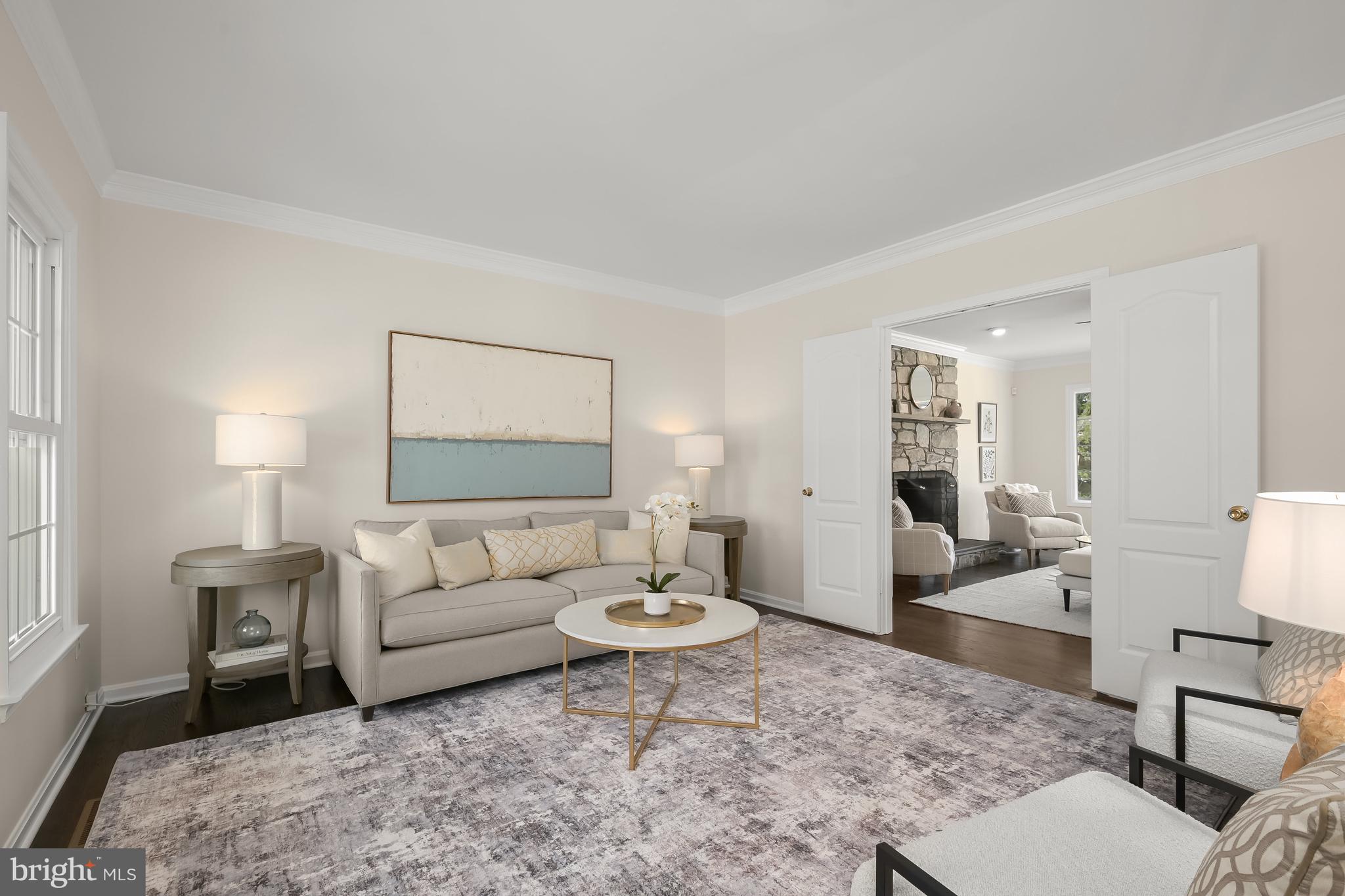 LAYTONSVILLE KNOLLS - Residential
